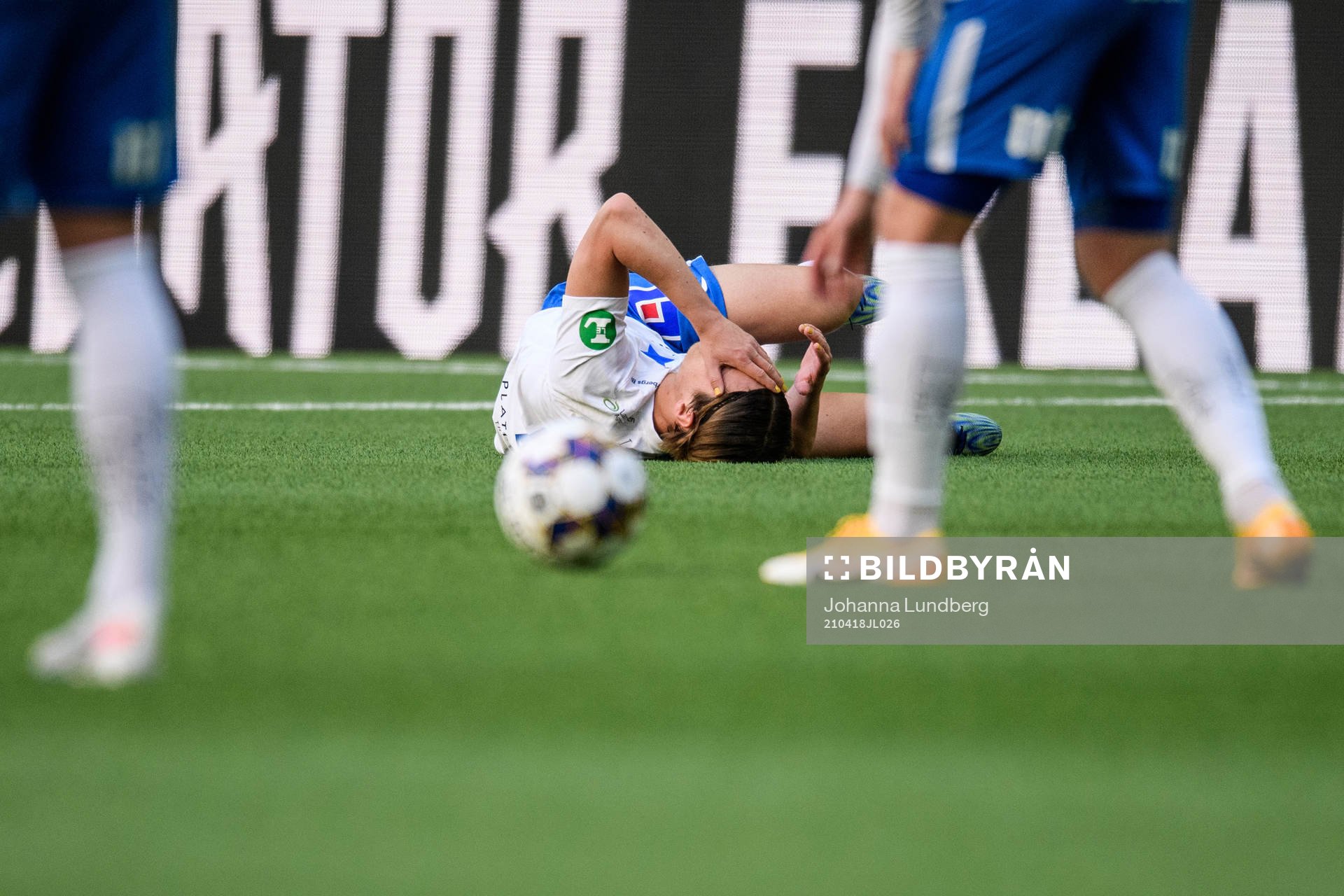 IFK Norrköpings Jonathan Levi har ont