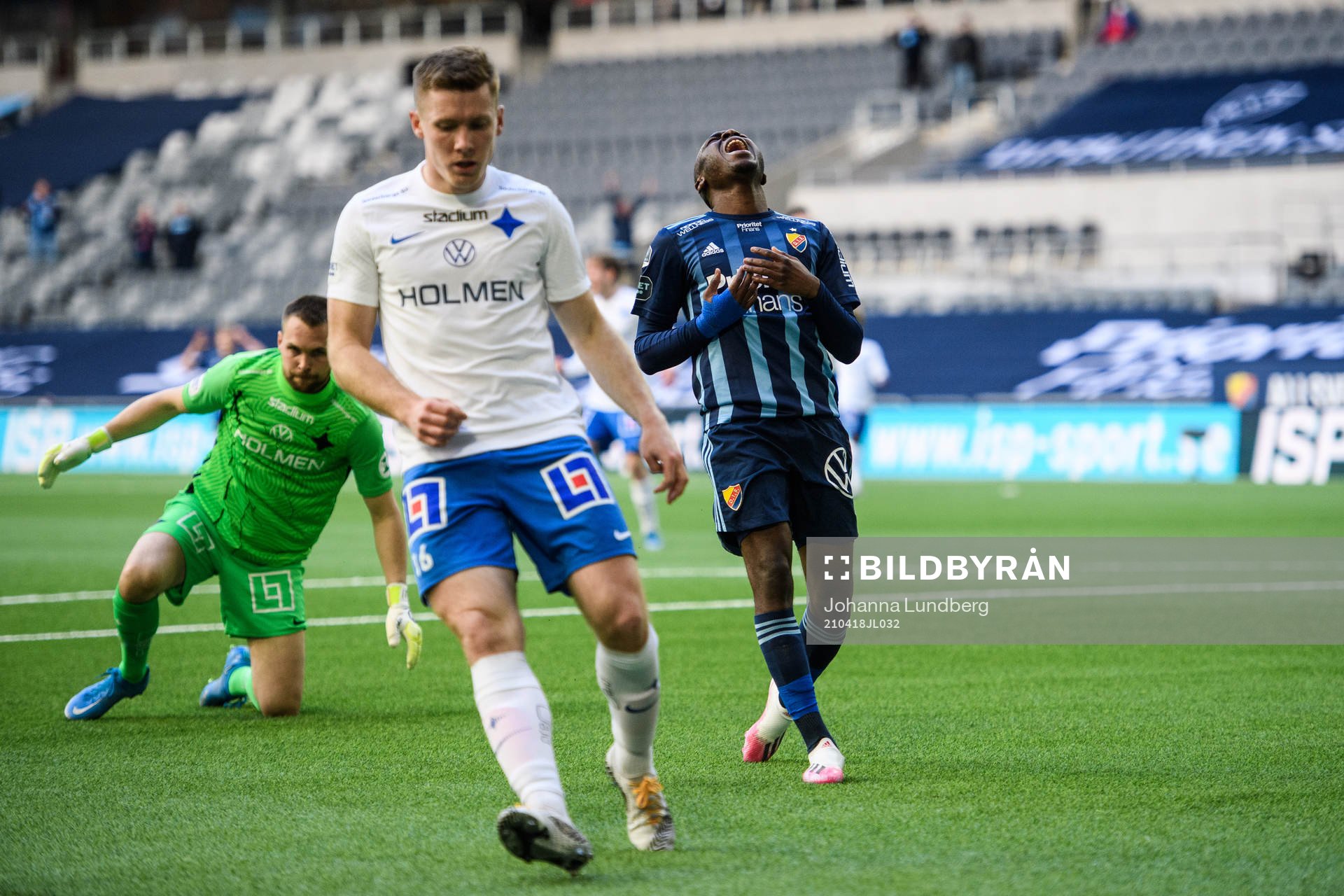 Djurgårdens Edward Chilufya deppar