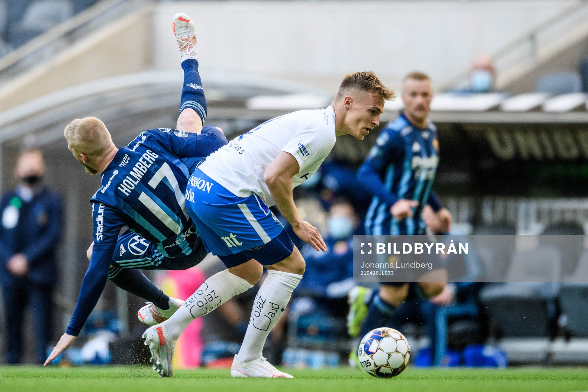Djurgårdens Kalle Holmberg och IFK Norrköpings Marco Lund