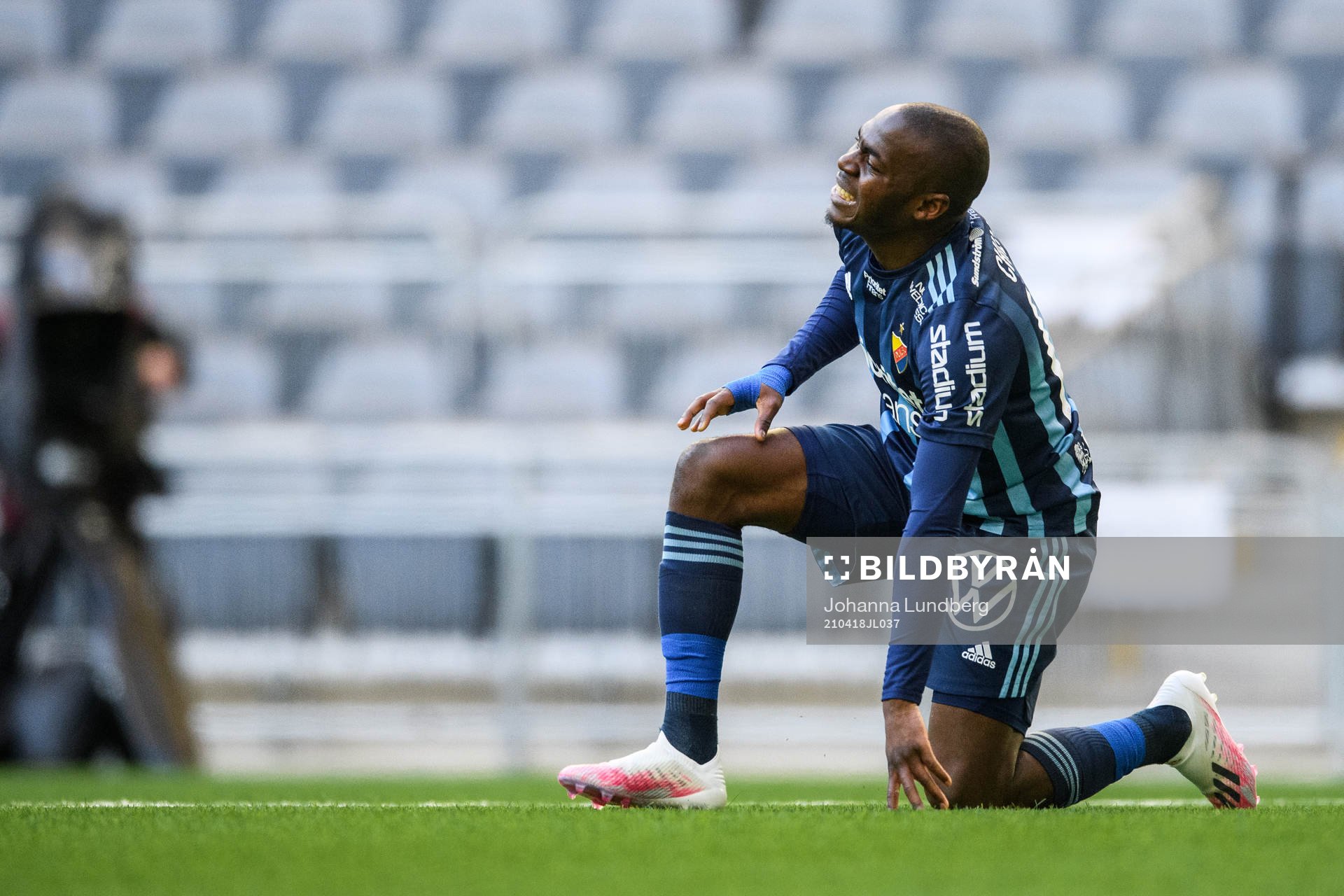 Djurgårdens Edward Chilufya har ont