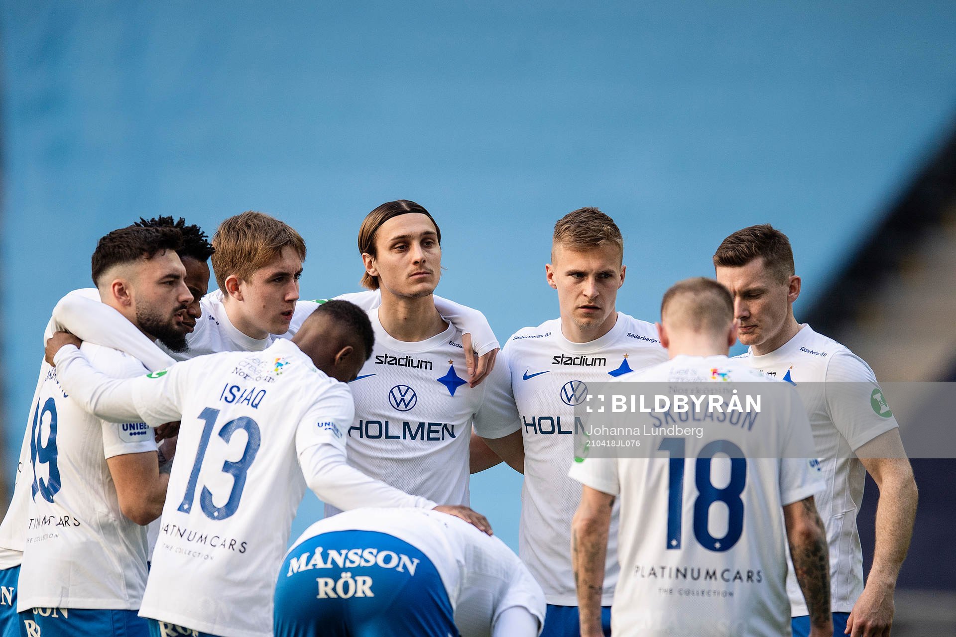 IFK Norrköpings spelare med Isak Bergmann Johannesson,