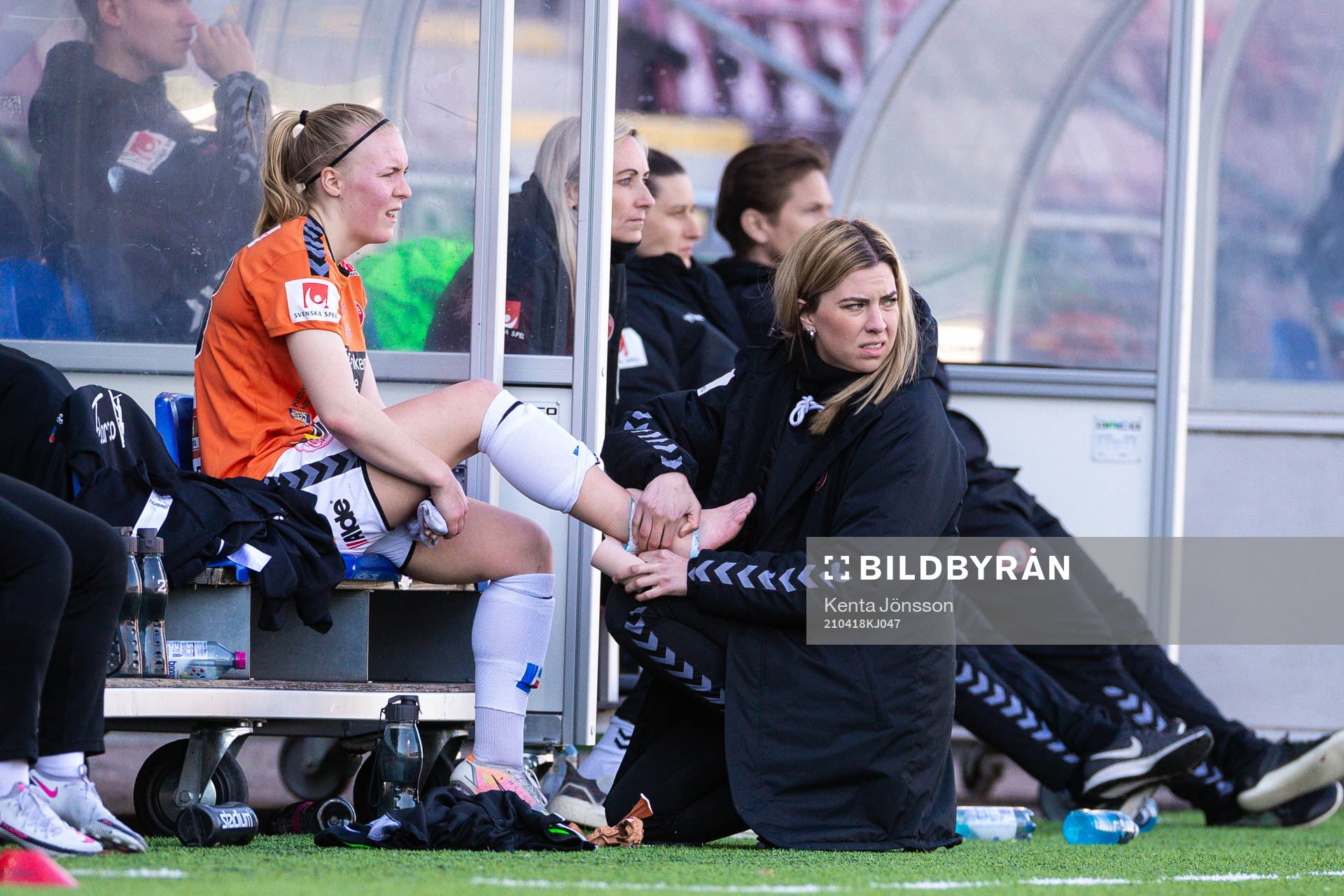 Kristianstads Jutta Rantala med en skada