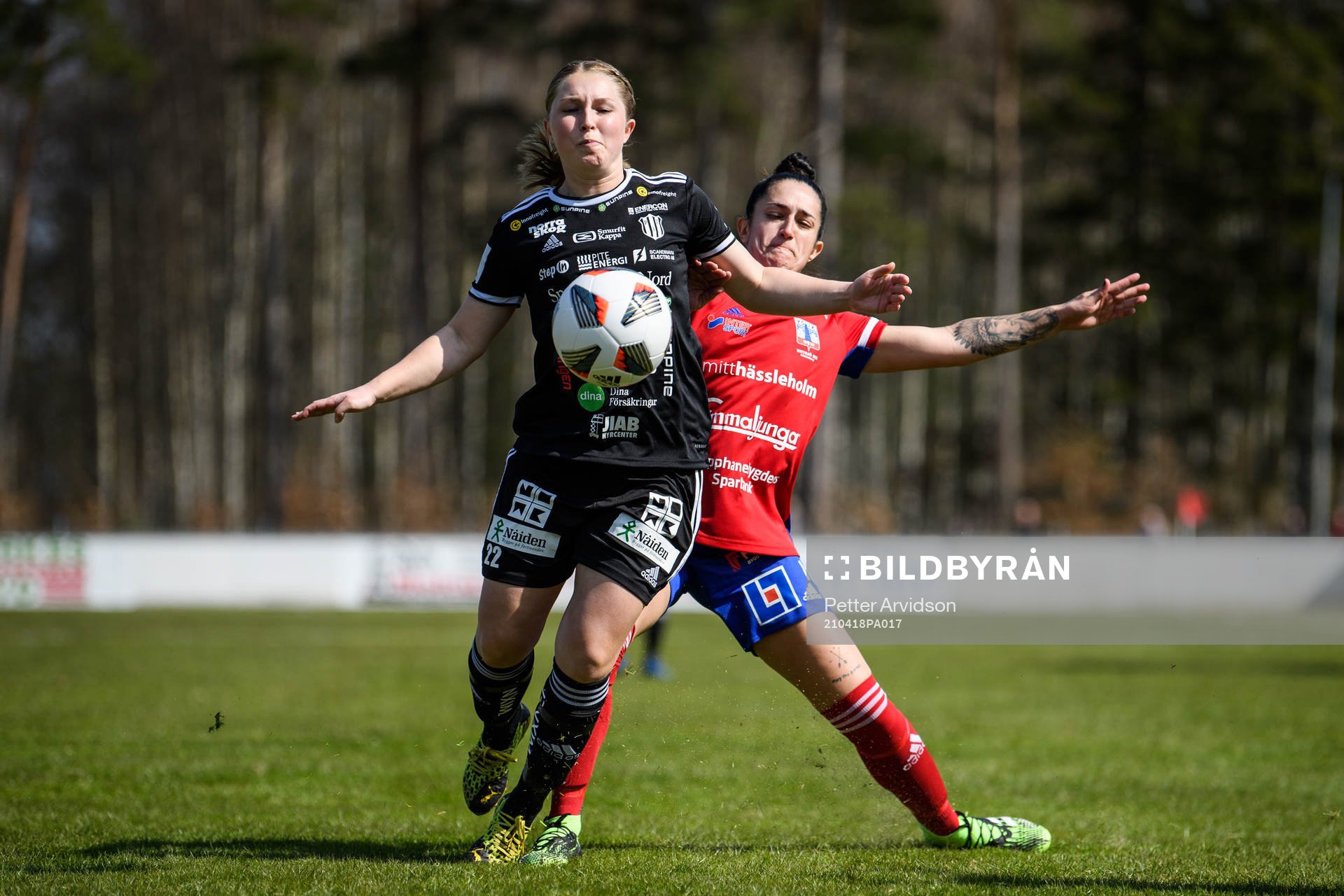 Piteås Hanna Andersson och Vittsjös Fernanda Da Silva