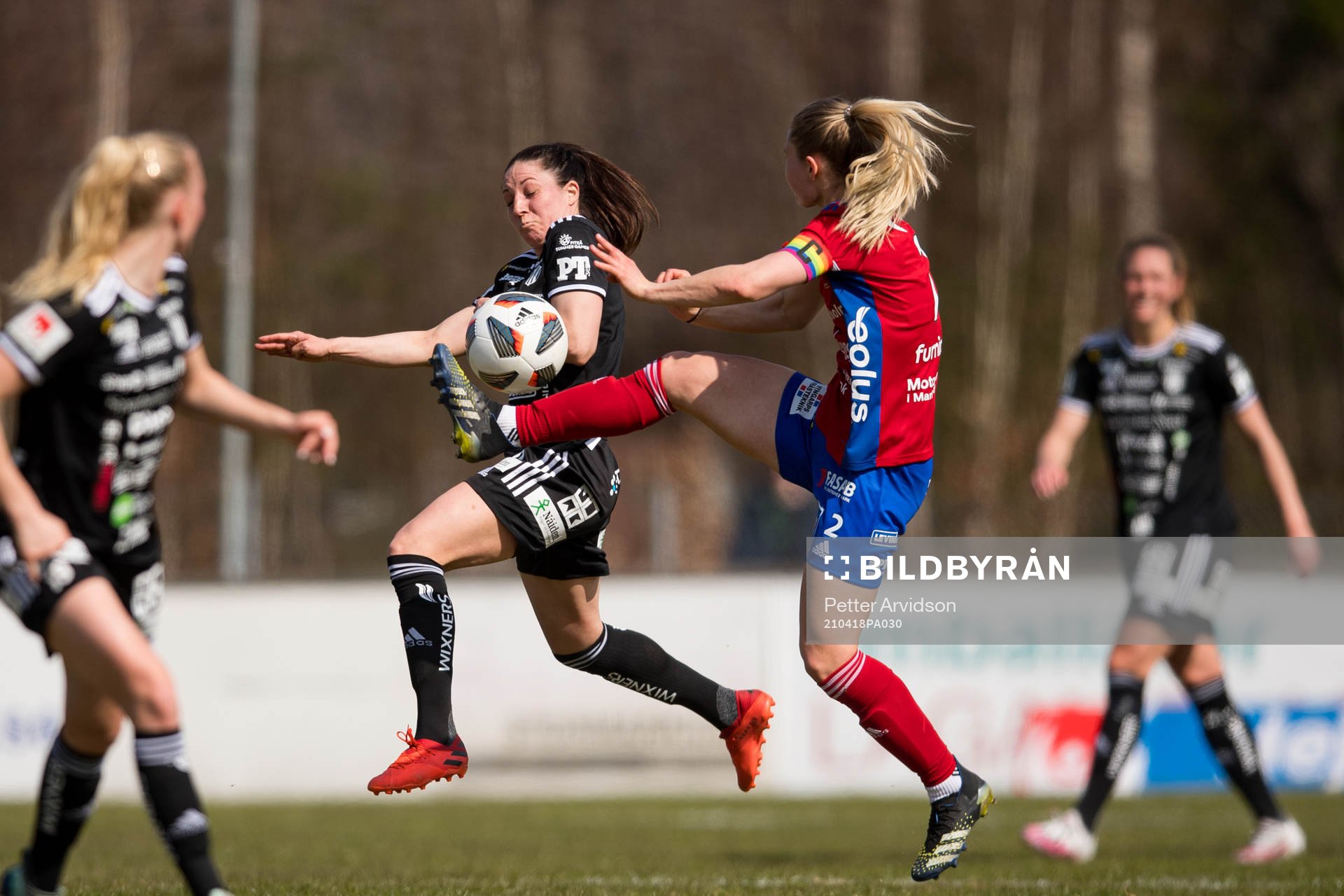 Piteås Josefin Johansson och Vittsjös Mie Leth Jans