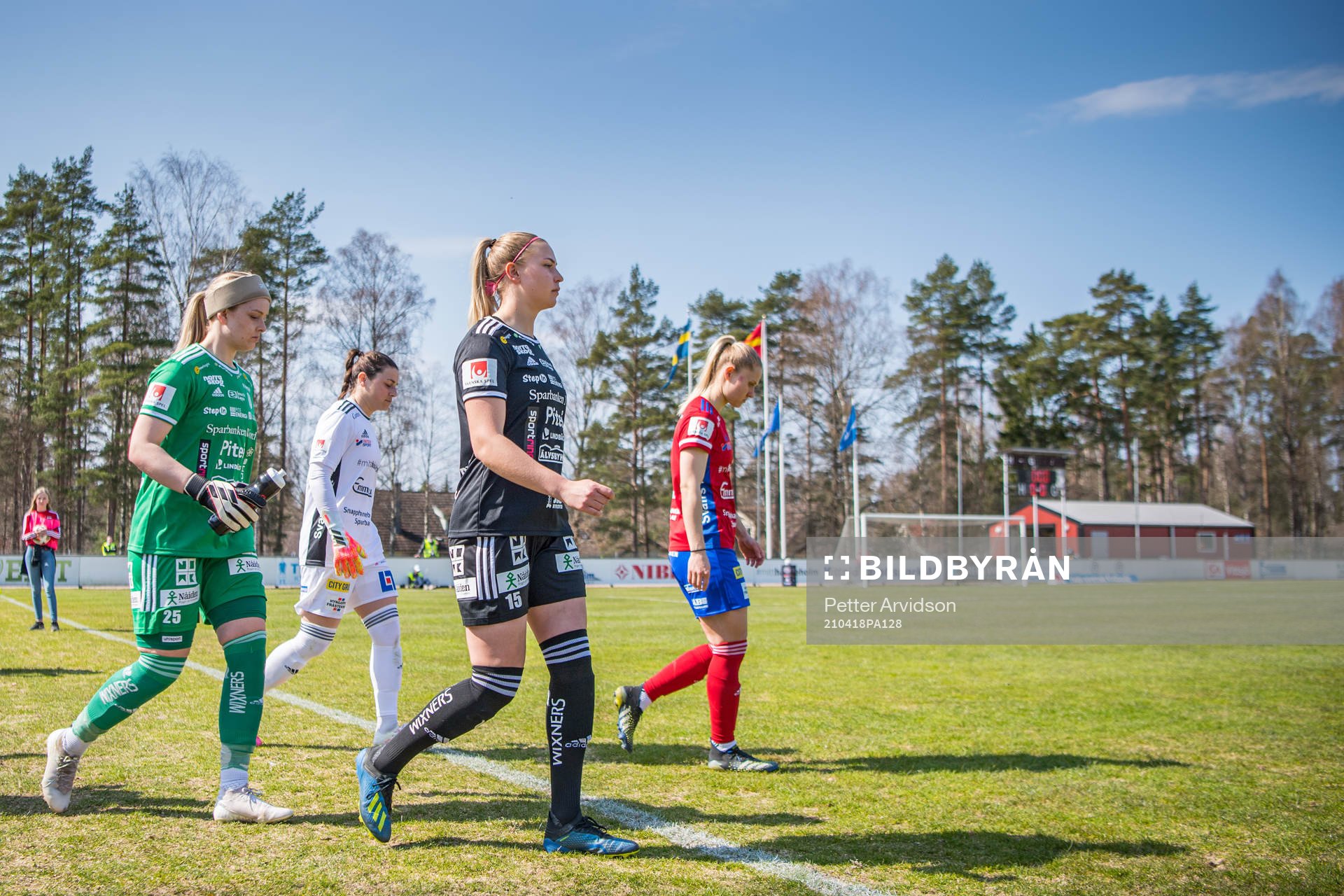 Piteås målvakt Guro Pettersen, Ellen Löfqvist, Vittsjös