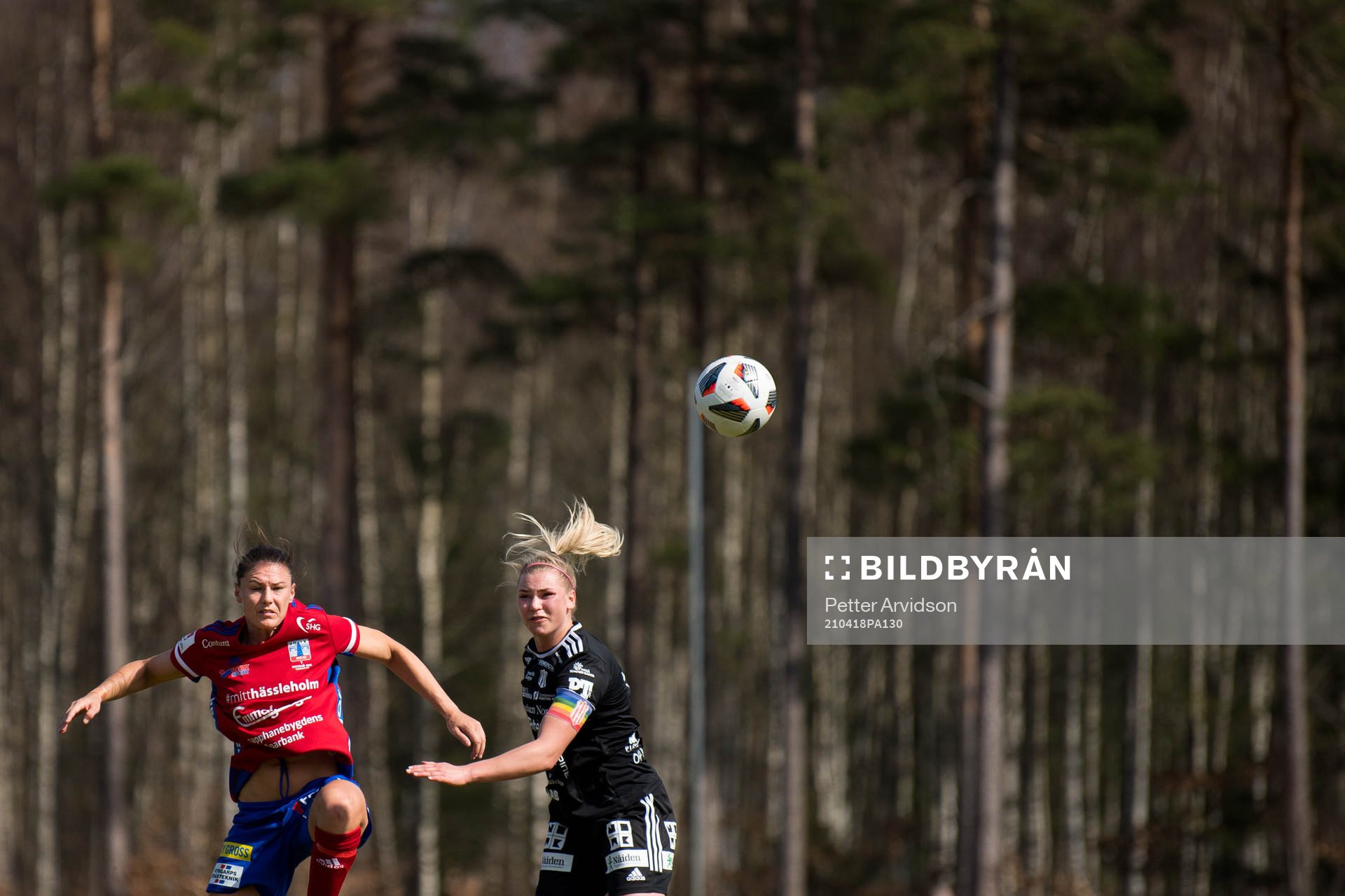 Vittsjös Emily Gielnik och Piteås Ellen Löfqvist