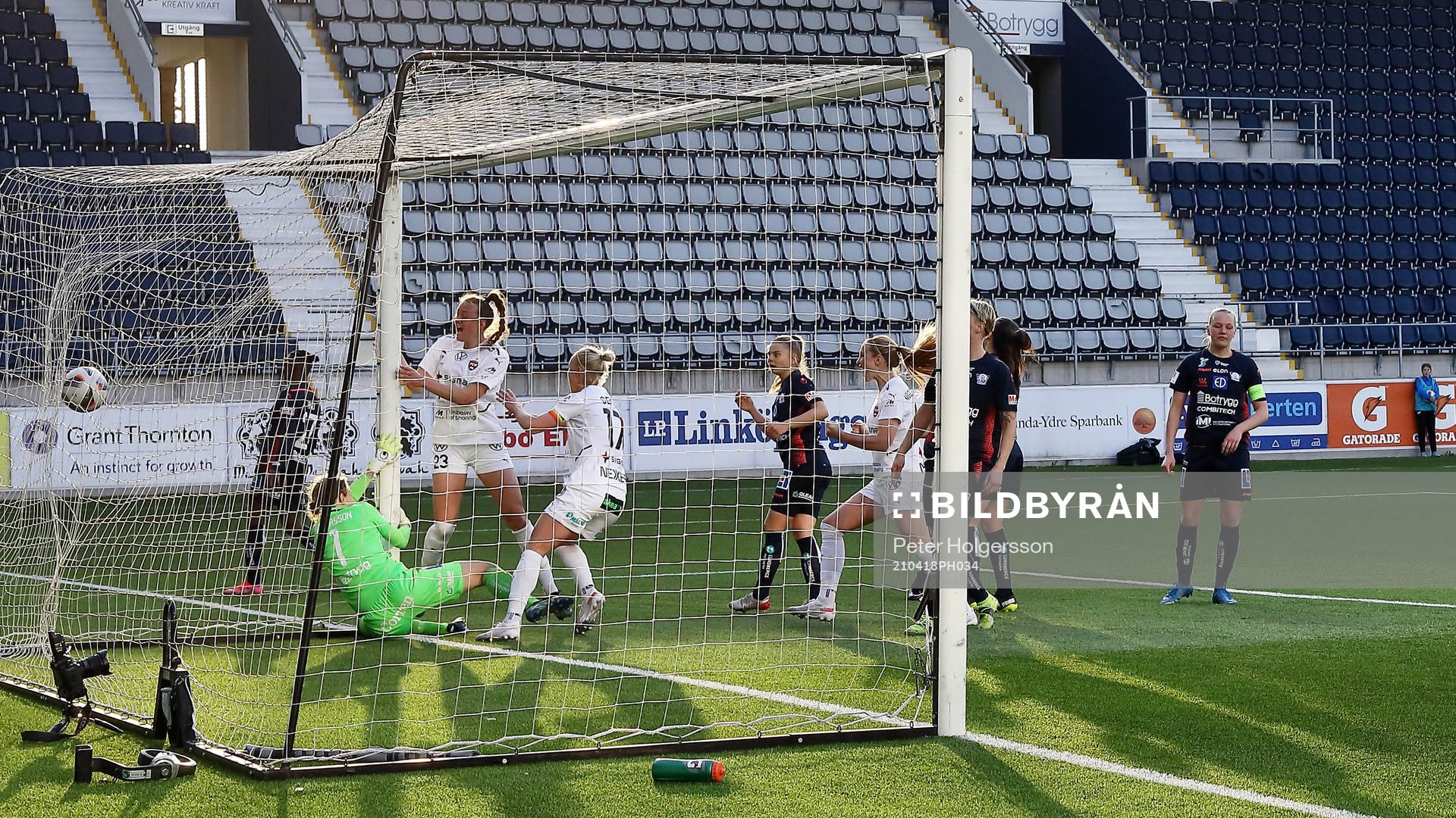 Mål 0-1 av Rosengårds Stefanie Sanders förbi Linköpings