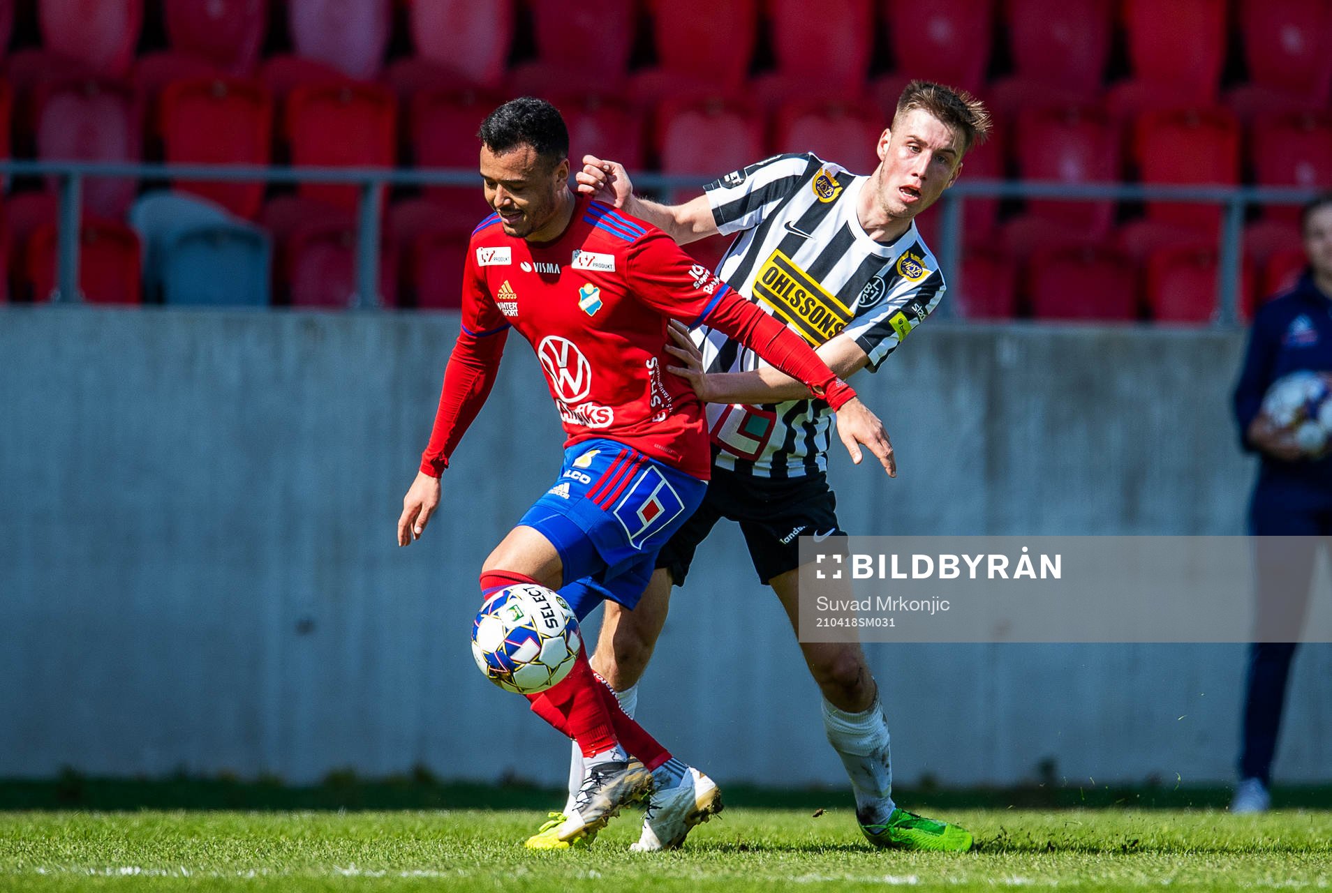 Östers Marc Rochester Sörensen och Landskronas Filip