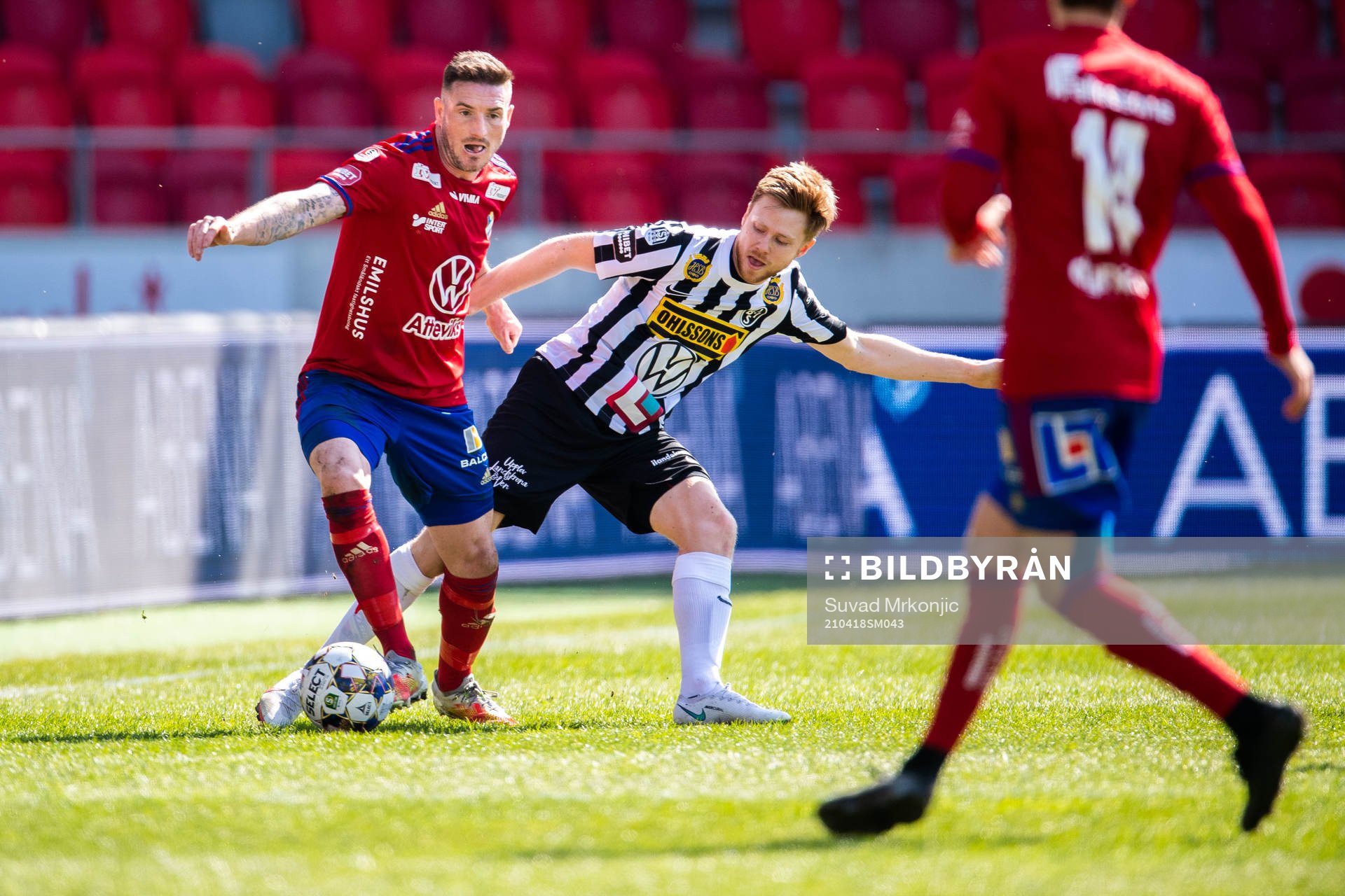 Östers James Keene och Landskronas Dennis Olofsson