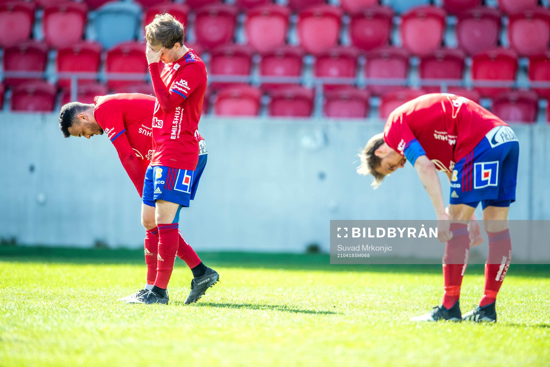 Östers Marc Rochester Sörensen och Månz Berg  deppar
