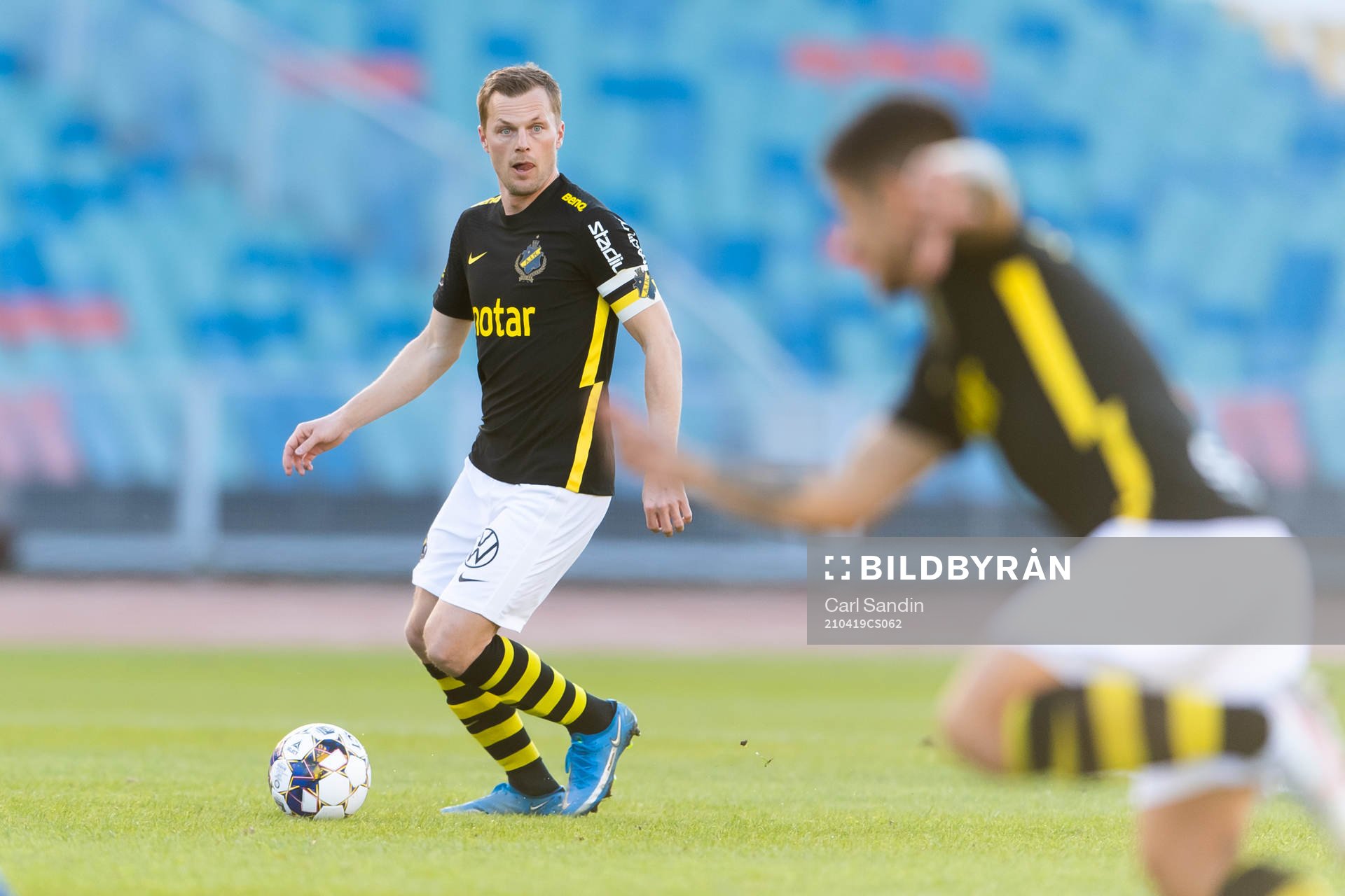 s Sebastian Larsson
