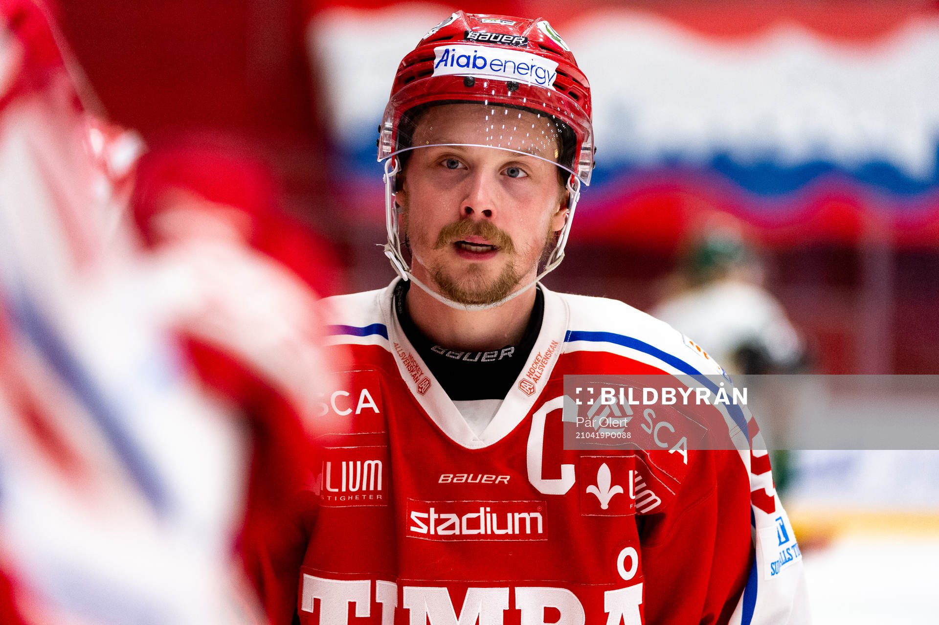 Timrås Jonathan Dahlén  jublar