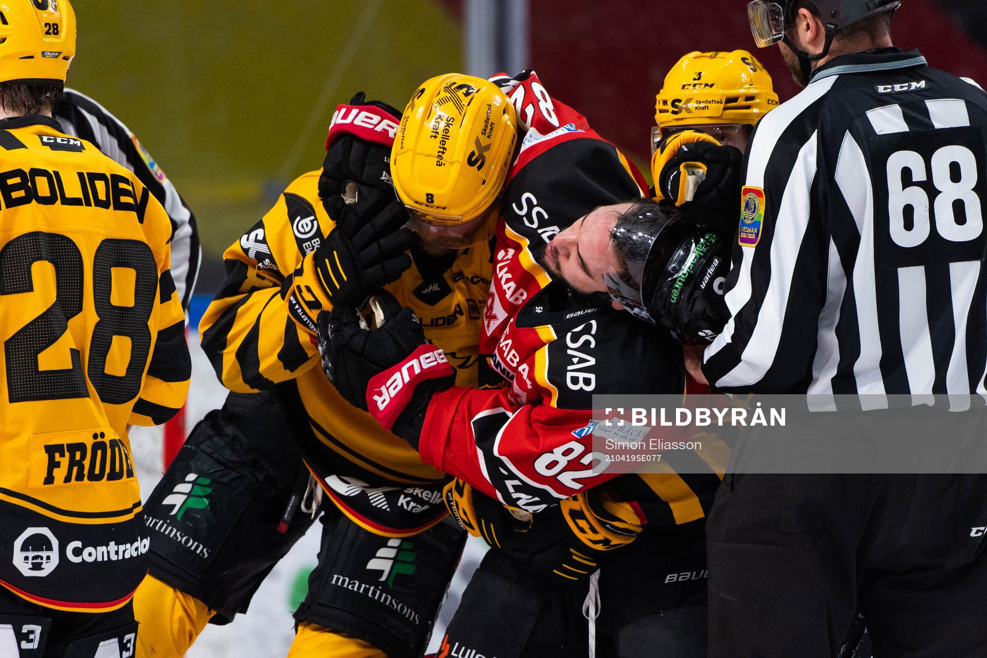 Skellefteås Petter Granberg och Luleås Chris Desousa
