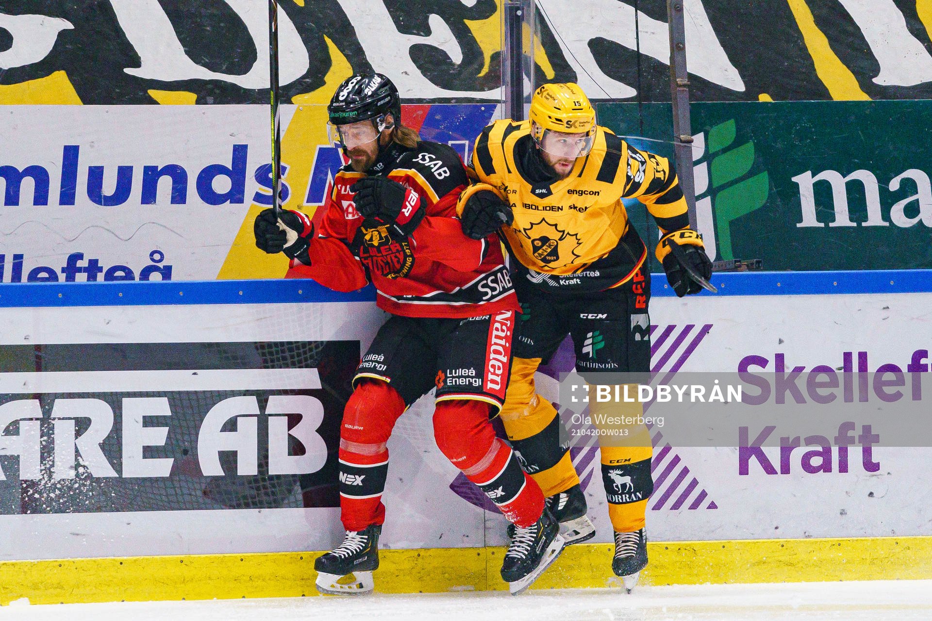 Luleås Daniel Sondell och Skellefteås Melker Karlsson