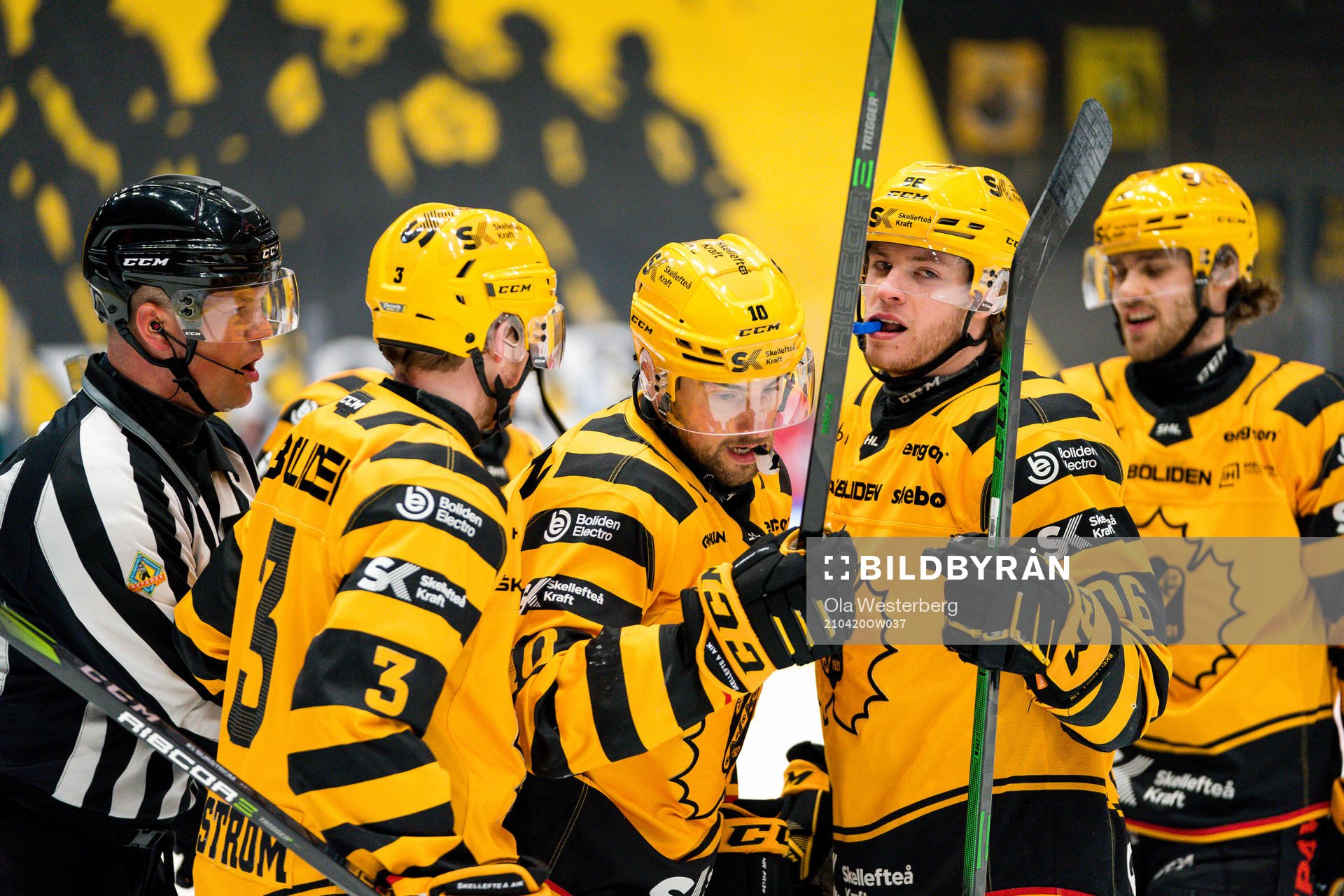 Skellefteås Joakim Lindström jublar