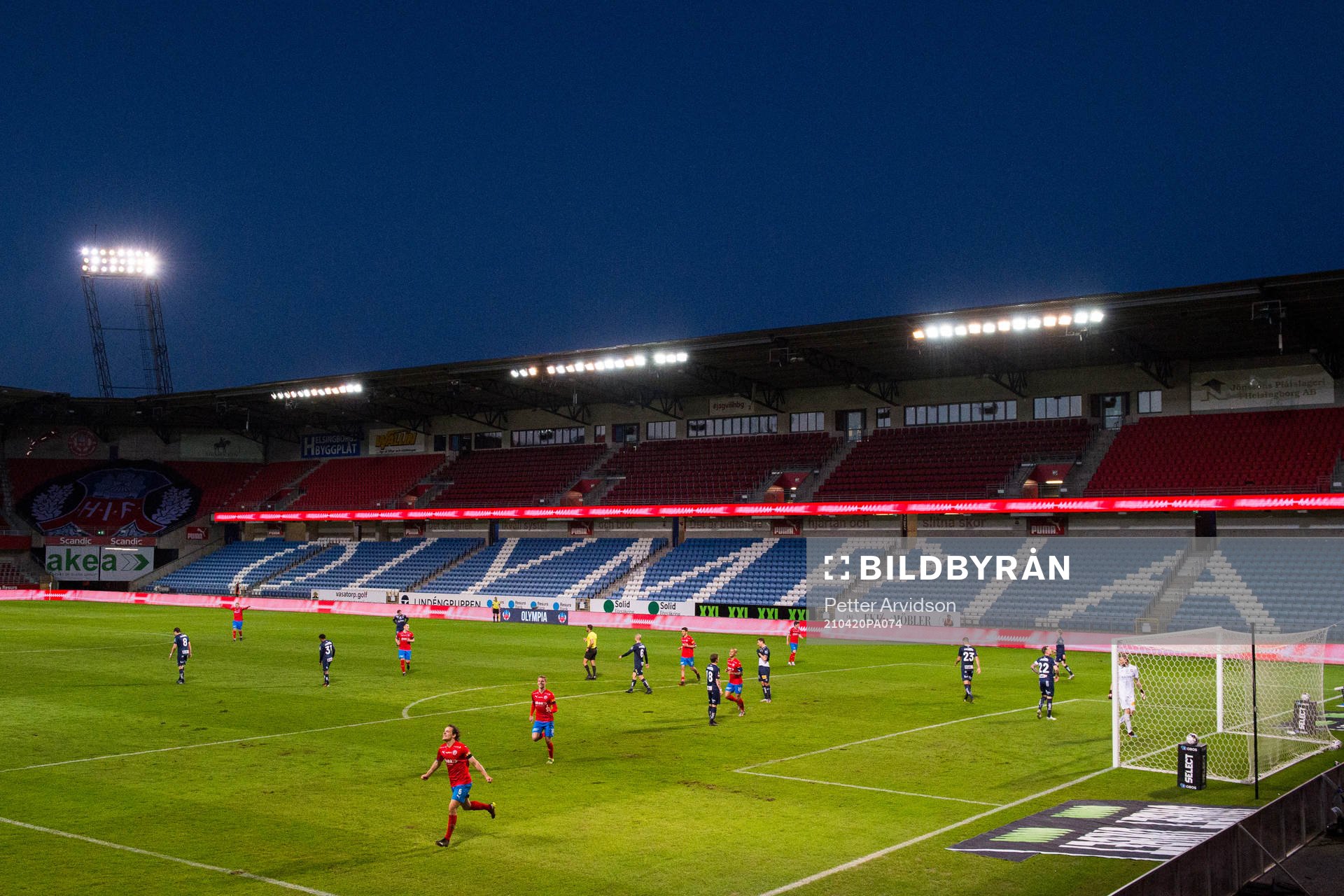 Helsingborgs Brandur Hendriksson Olsen jublar efter sitt 4-1 mål på ett tomt Olympia under fotbollsmatchen i Superettan mellan Helsingborg och Örgryte den 20 april 2021 i Helsingborg.