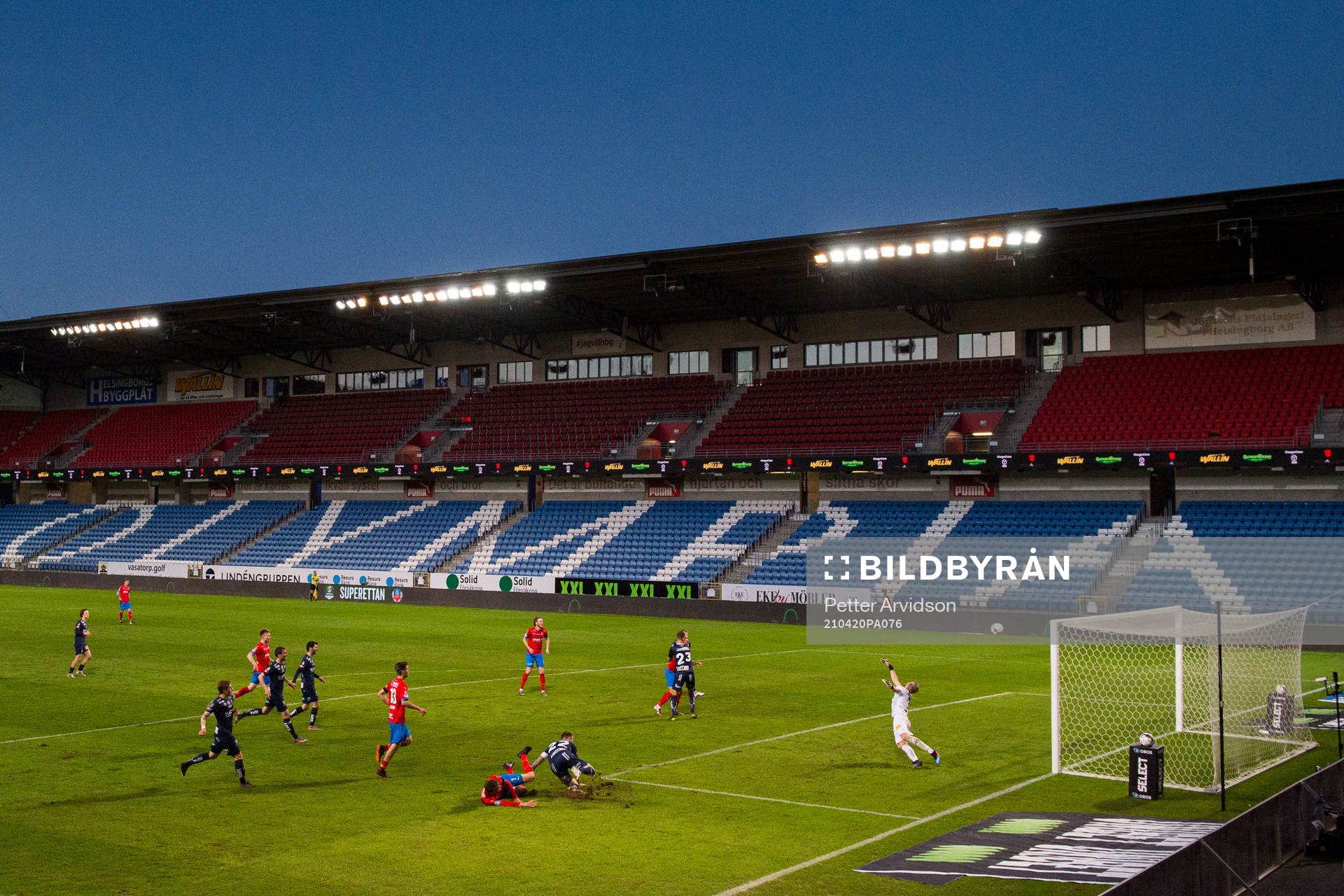 Helsingborgs Viktor Lundberg gör 3-1 bakom Örgrytes