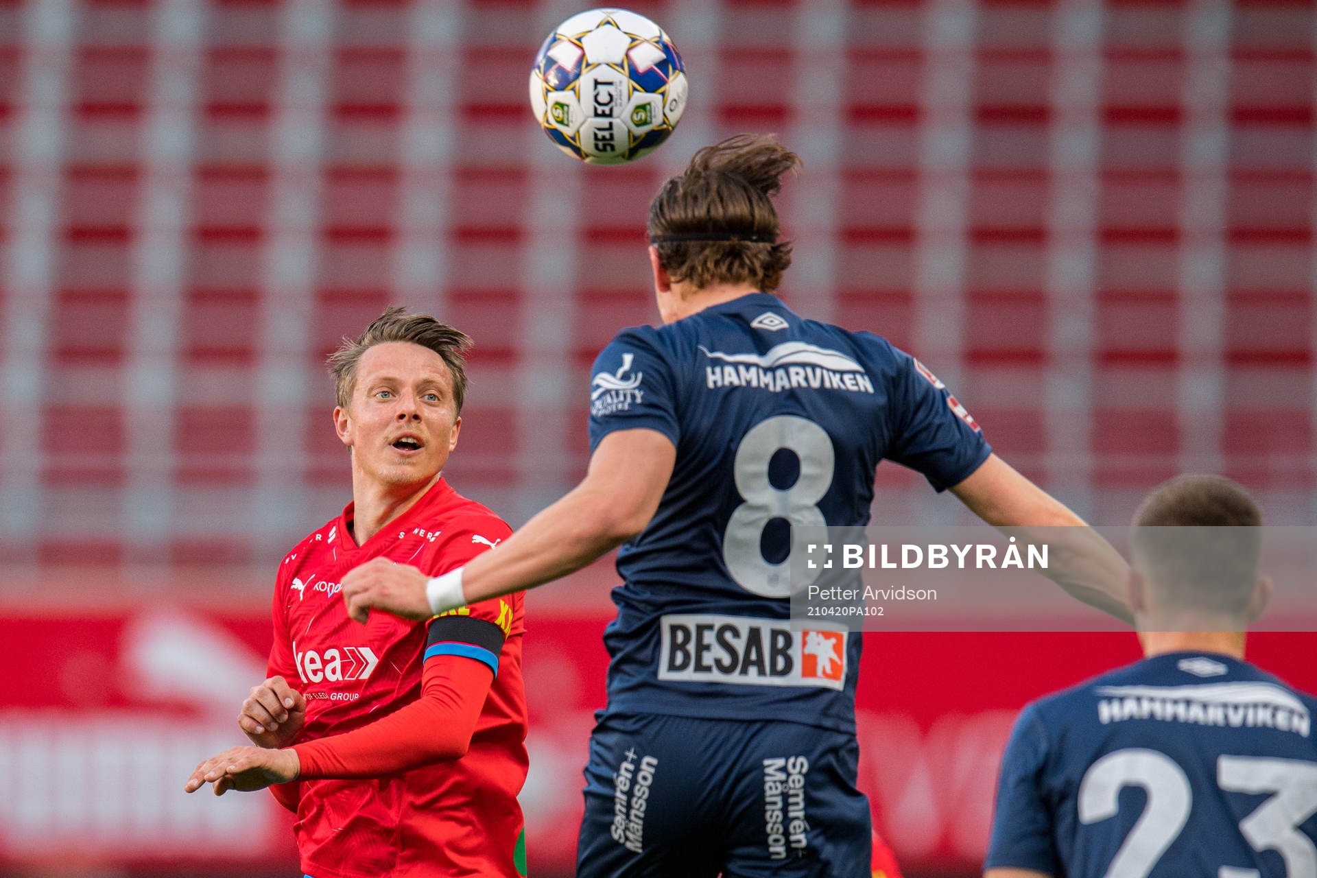 Helsingborgs Viktor Lundberg och Örgrytes Lukas Browning