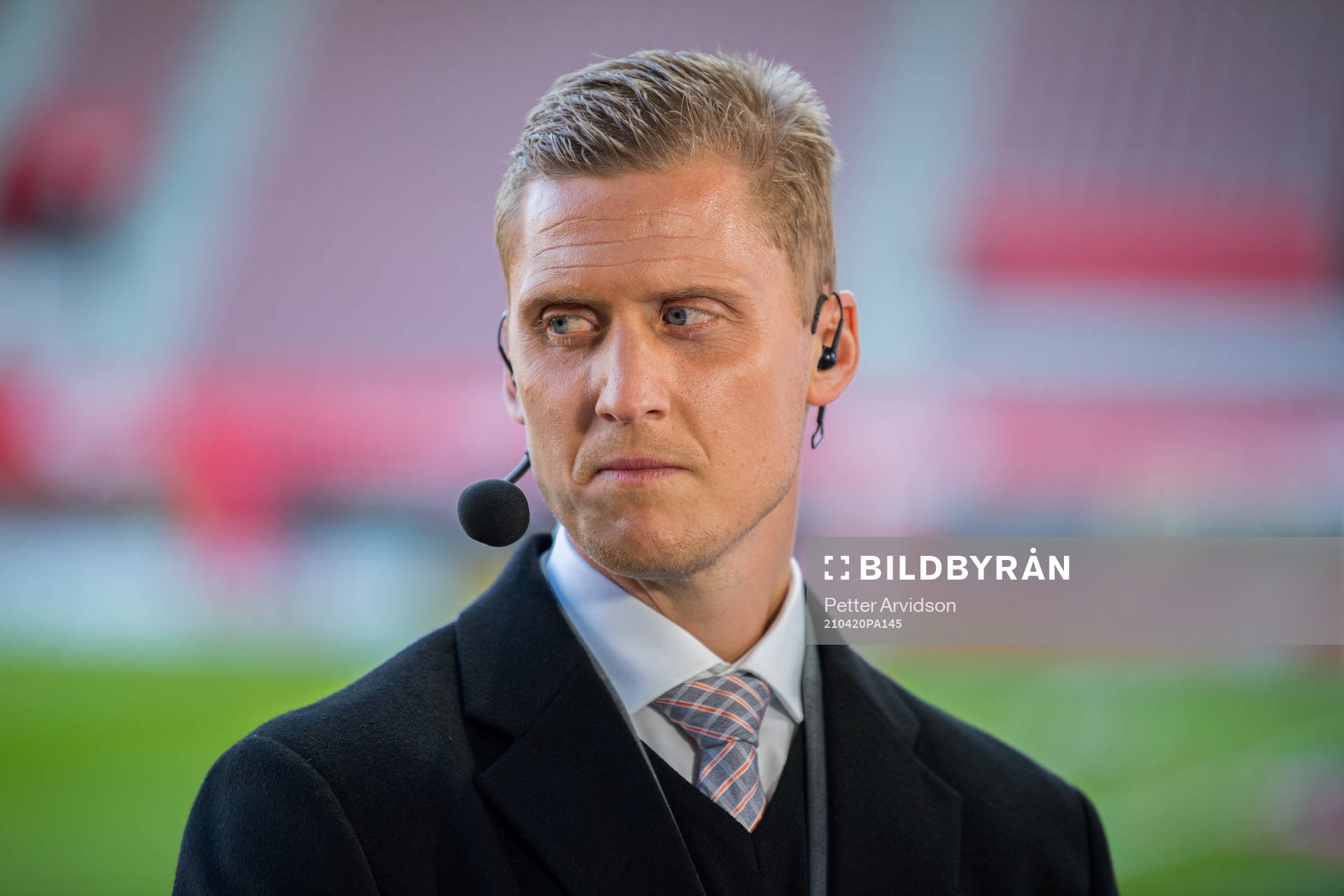 Pär Hansson i Discovery+ studio