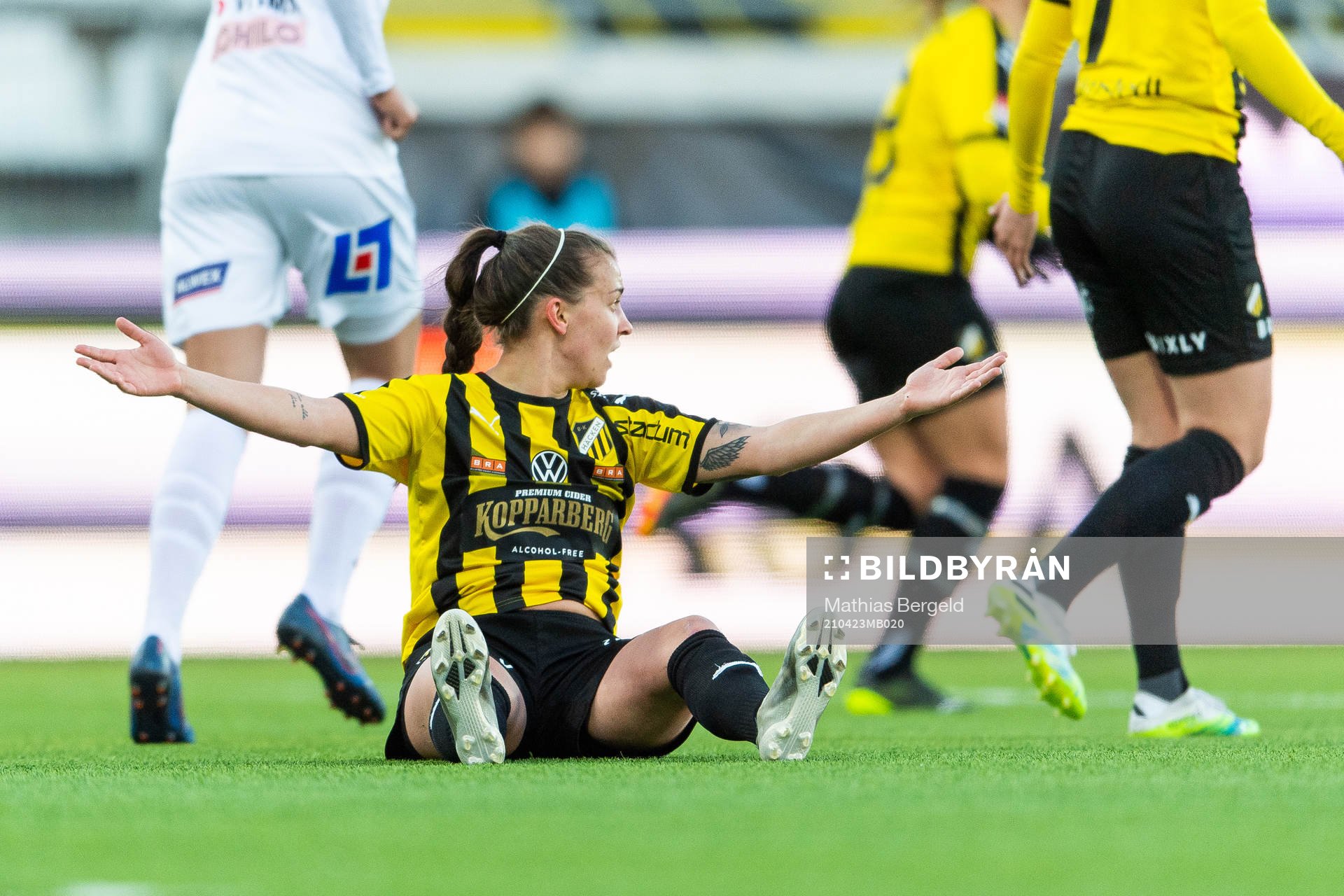 Häckens Julia Zigiotti Olme reagerar