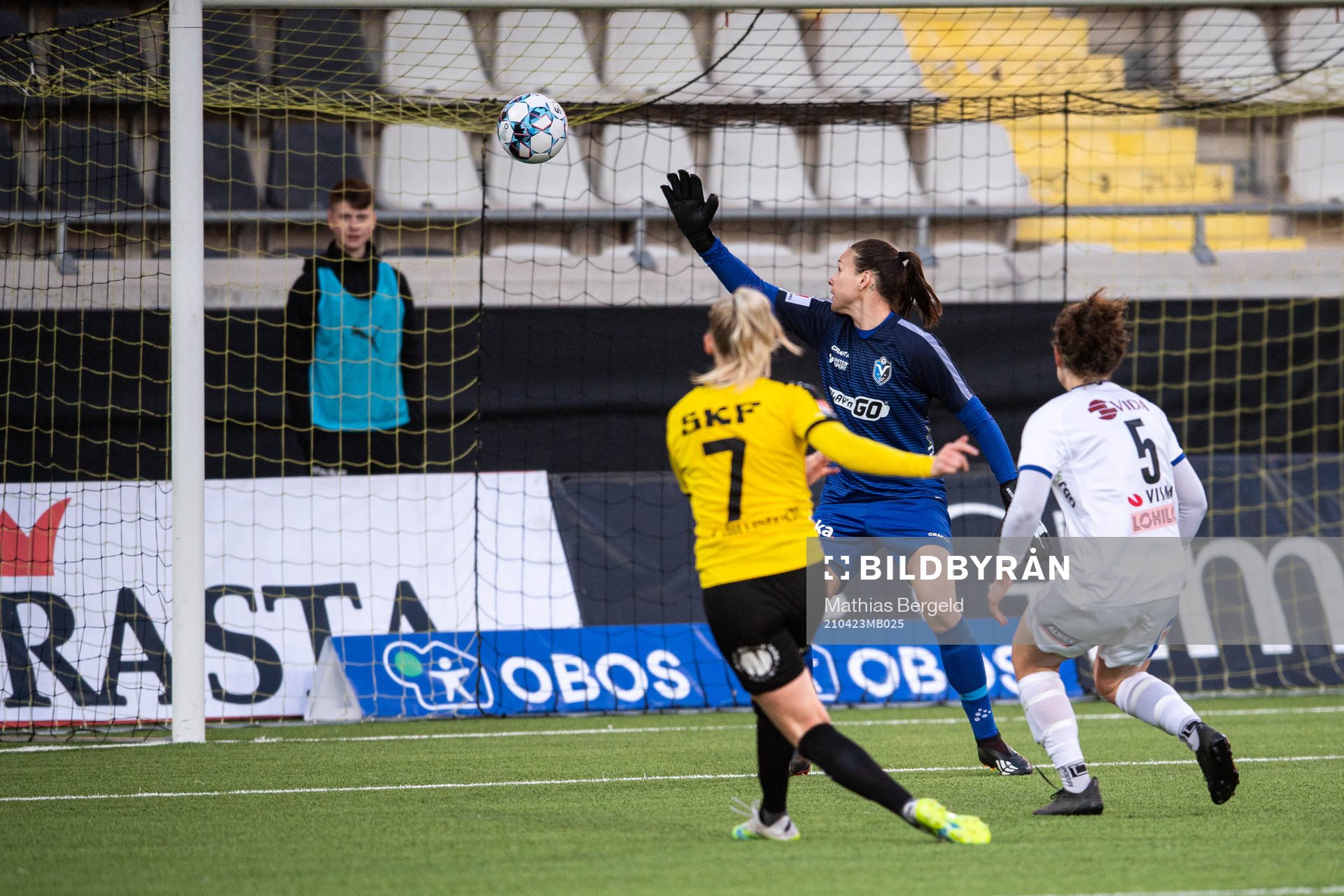 Växjös Jack Drury släpper in 2-0 från Häckens Stina