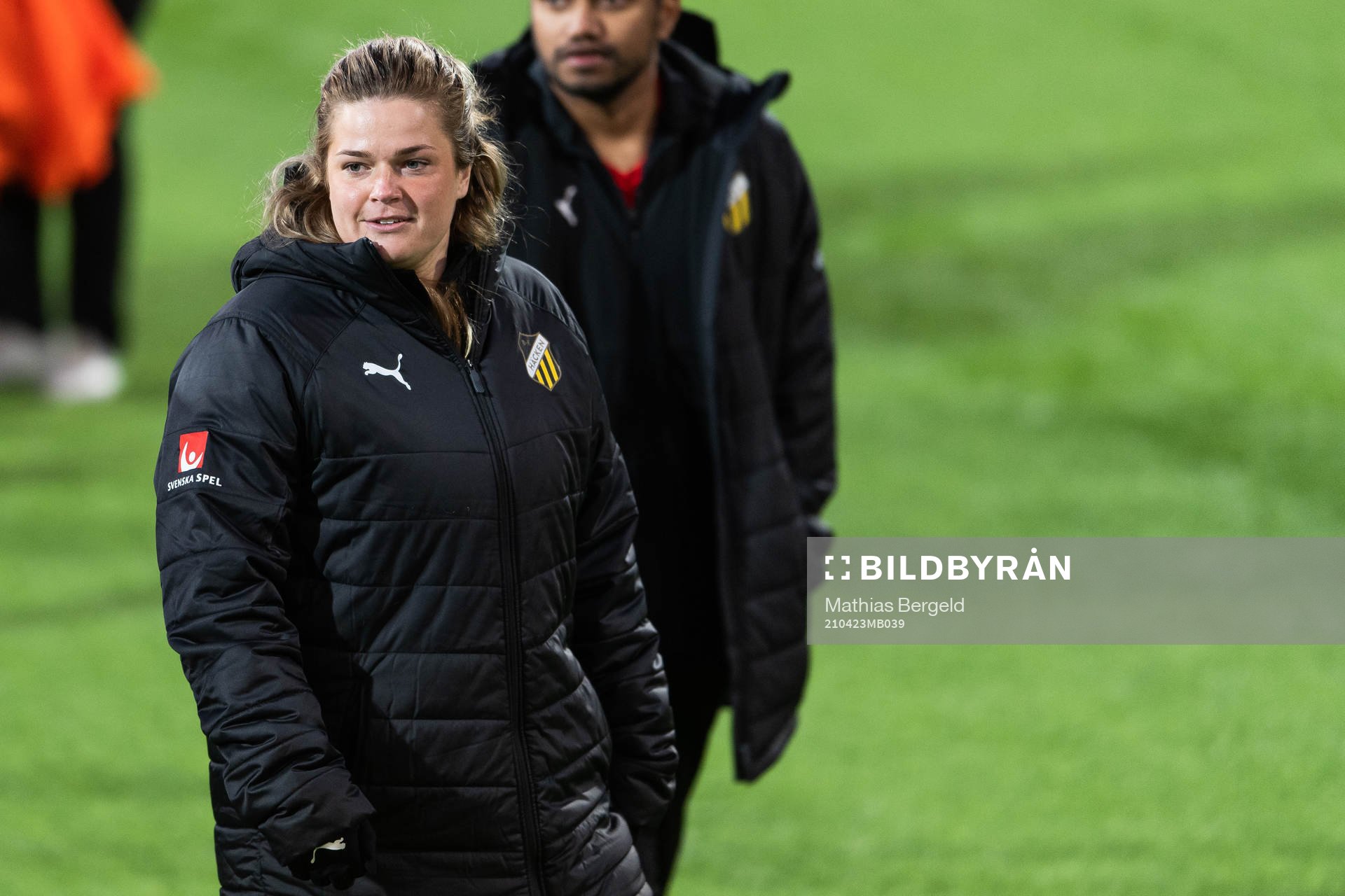 Häckens assisterande tränare Erika Faith
