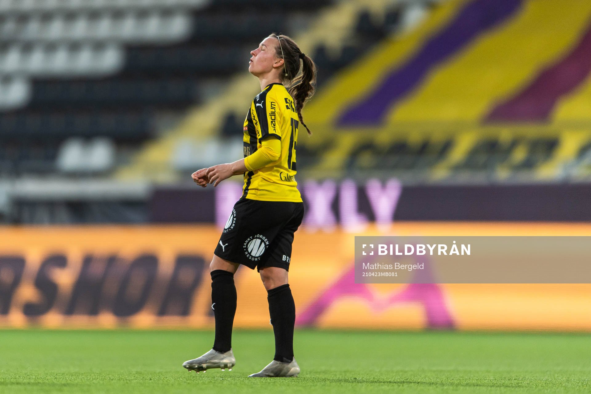 Häckens Julia Zigiotti Olme reagerar