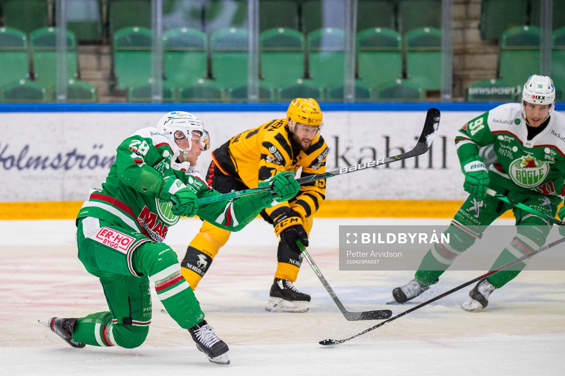 Rögles Anton Bengtsson gör 2-0