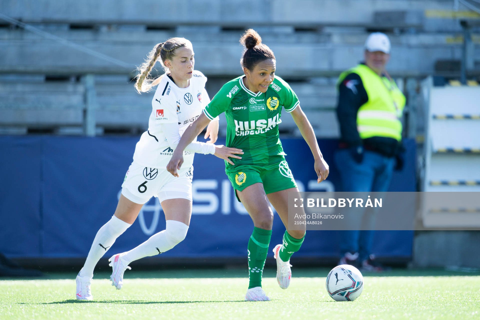 Rosengårds Ria Noora Minerva Öling och Hammarbys Madelen