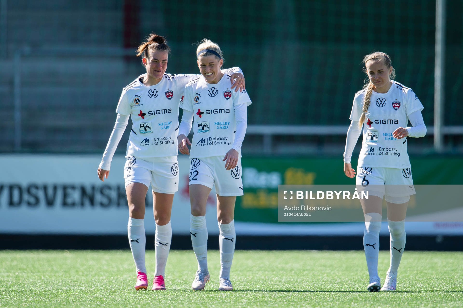 Rosengårds Katrine Veje och Olivia Schough