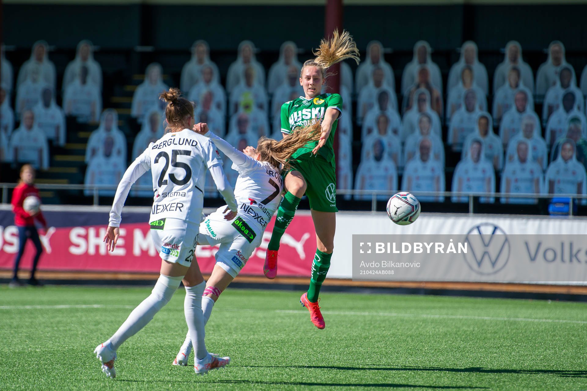 Rosengårds Fiona Brown och Hammarbys Ellen Wangerheim