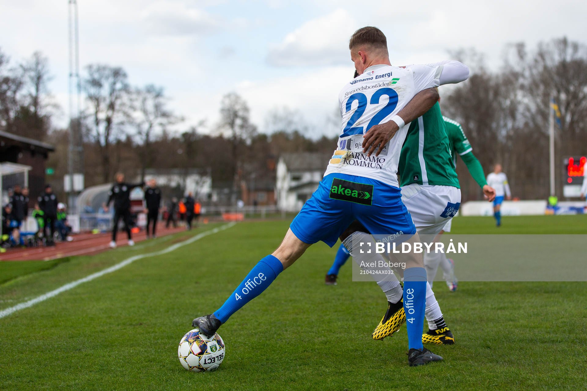 Värnamos Robin Dzabic och Brages Moses Makasi