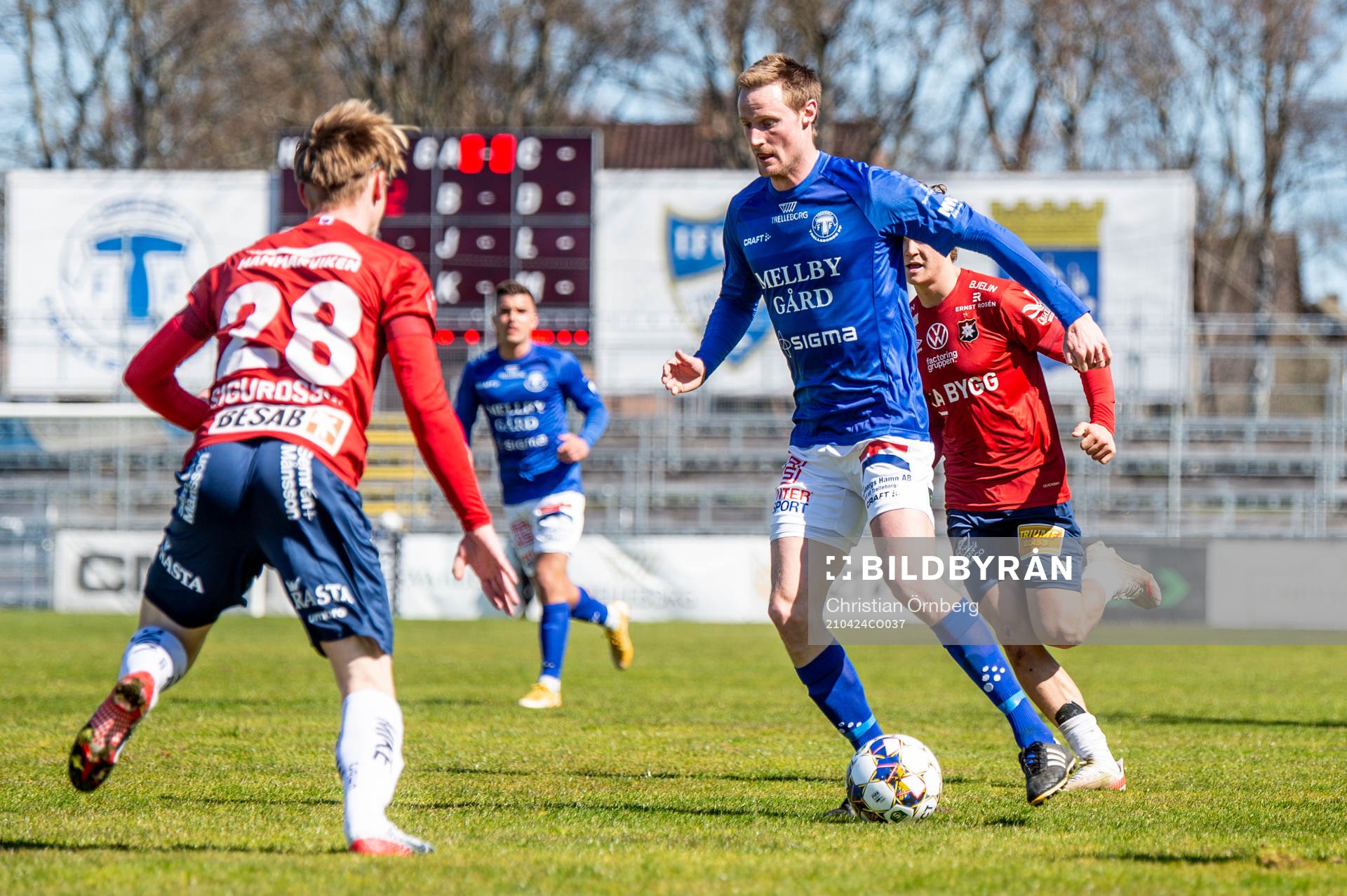 Trelleborgs Anton Tideman mot Örgrytes Arvid Sigurdsson