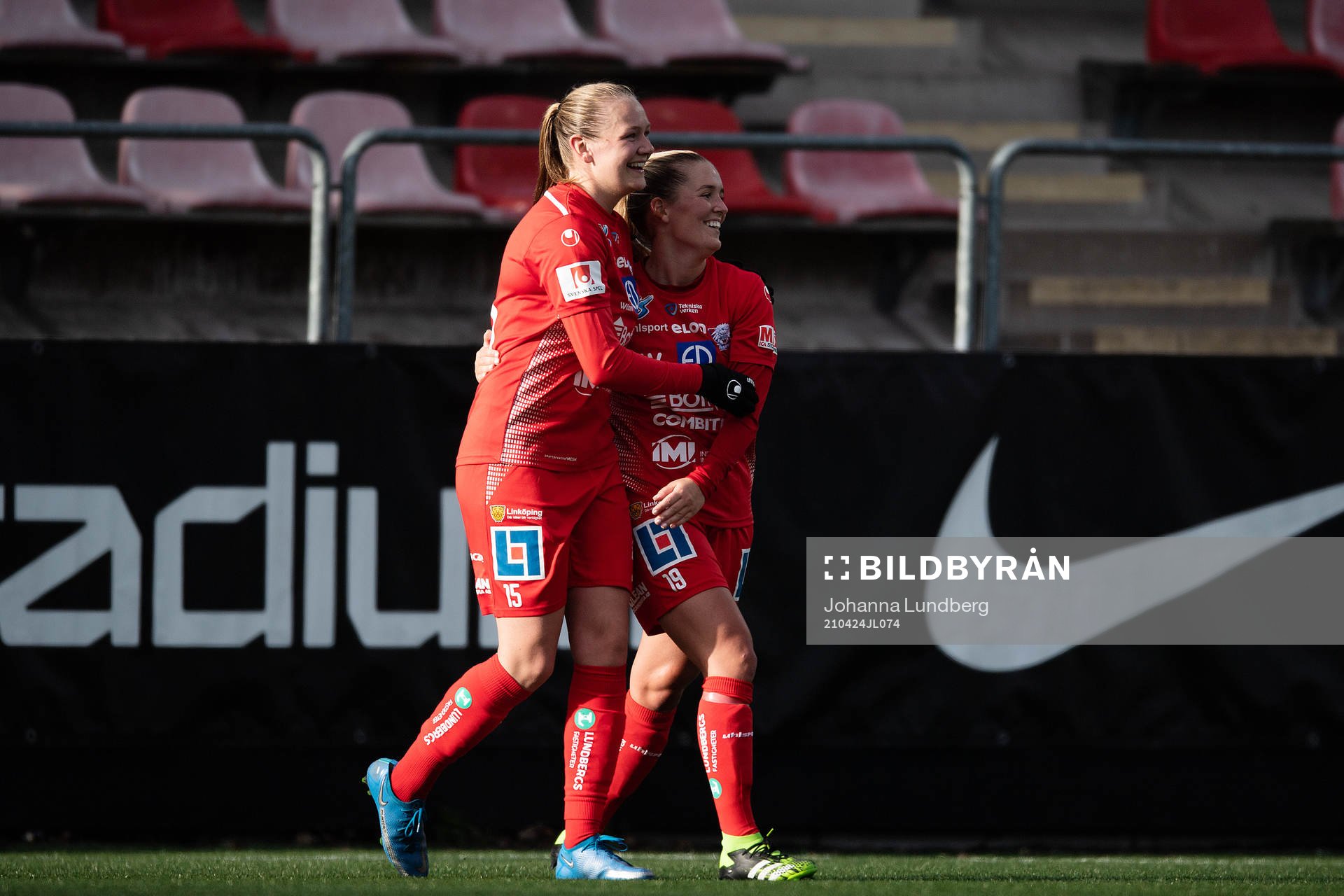 Linköpings Frida Leonhardsen Maanum och Ronja Aronsson