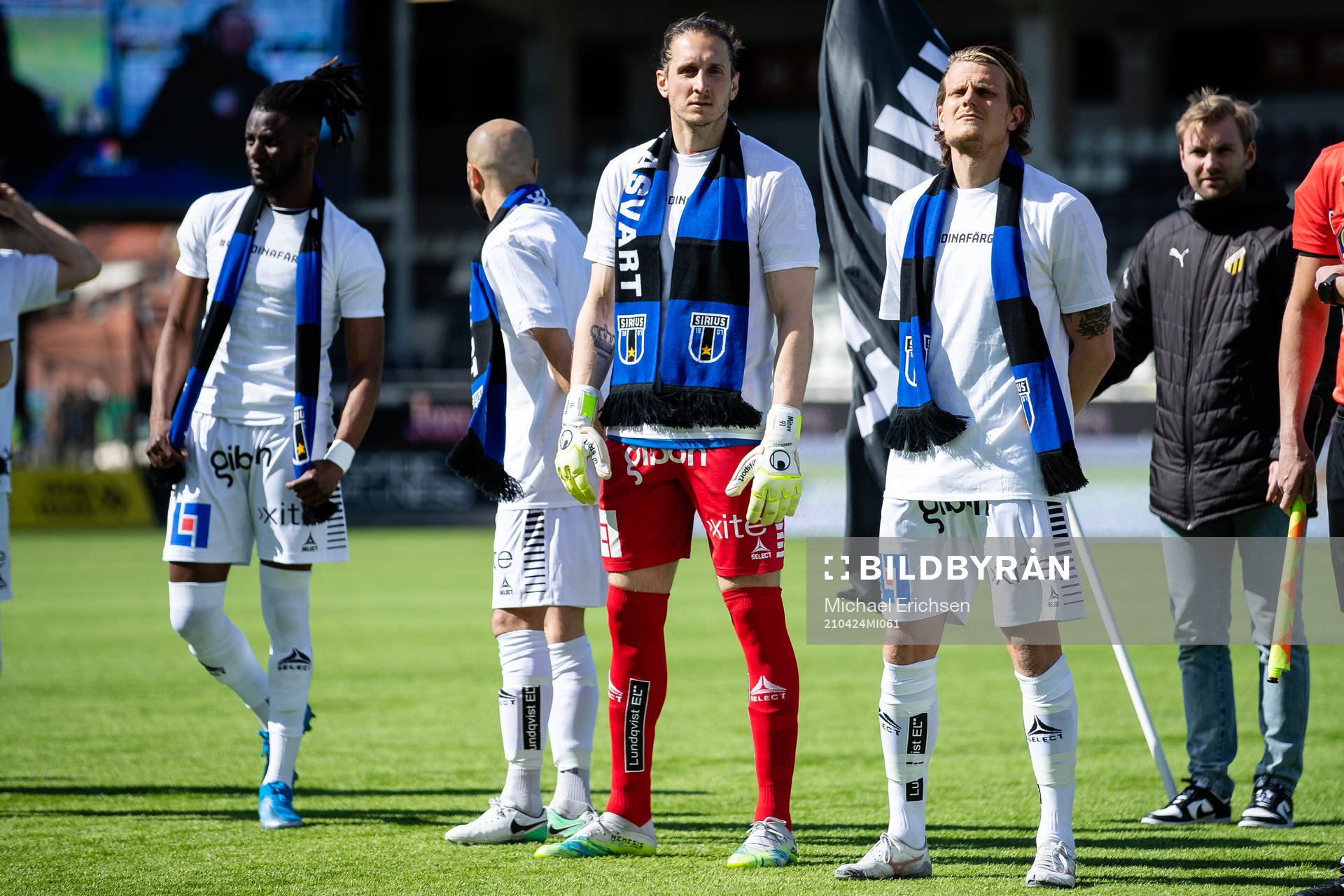 Sirius målvakt David Mitov Nilsson och Tim Björkström