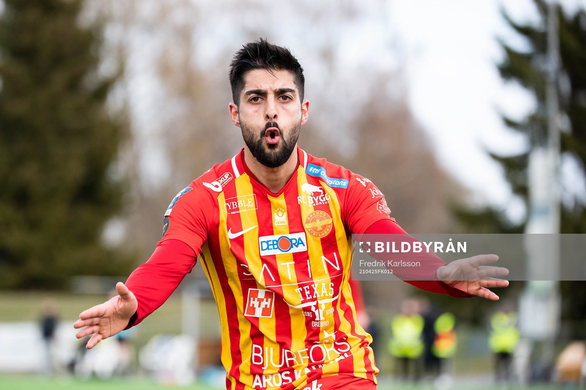 Örebro Syrianskas Rodin Deprem jublar