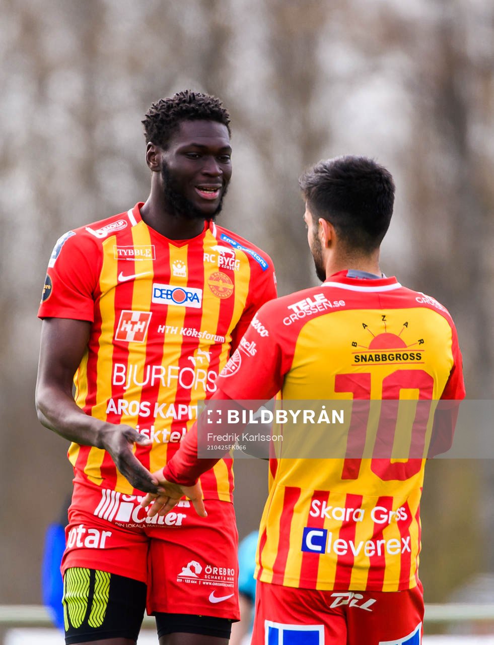 Örebro Syrianskas Ebrima Jaiteh och Rodin Deprem jublar