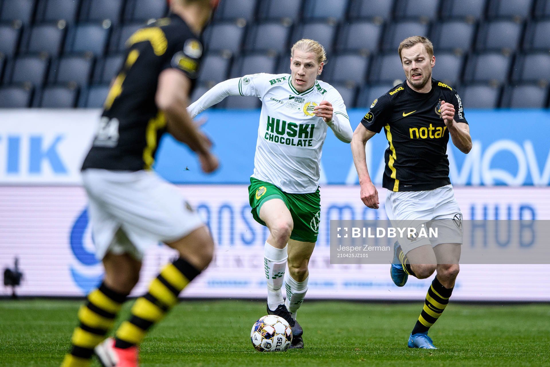 s Sebastian Larsson