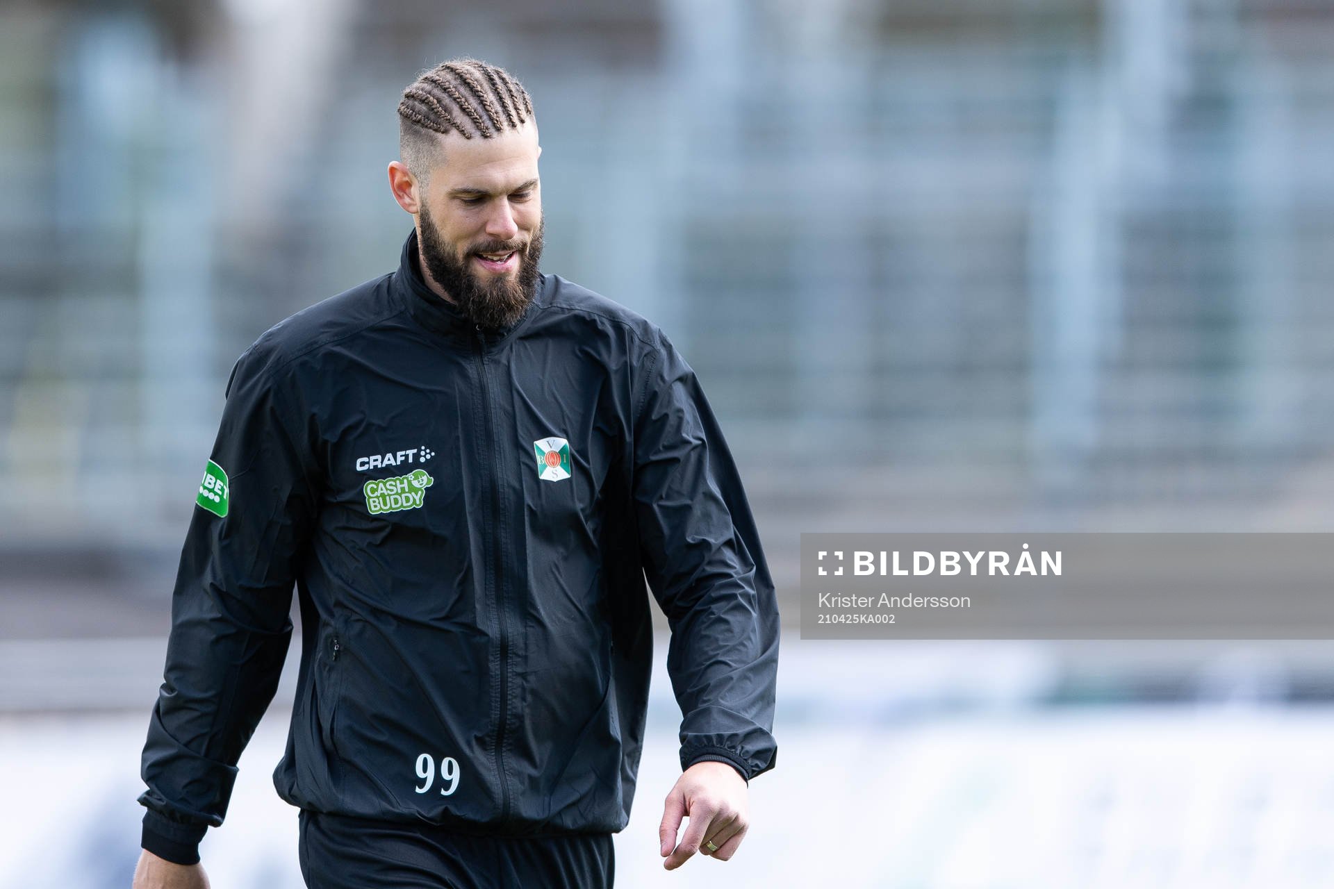 Varbergs Robin Simovic före fotbollsmatchen i Allsvenskan