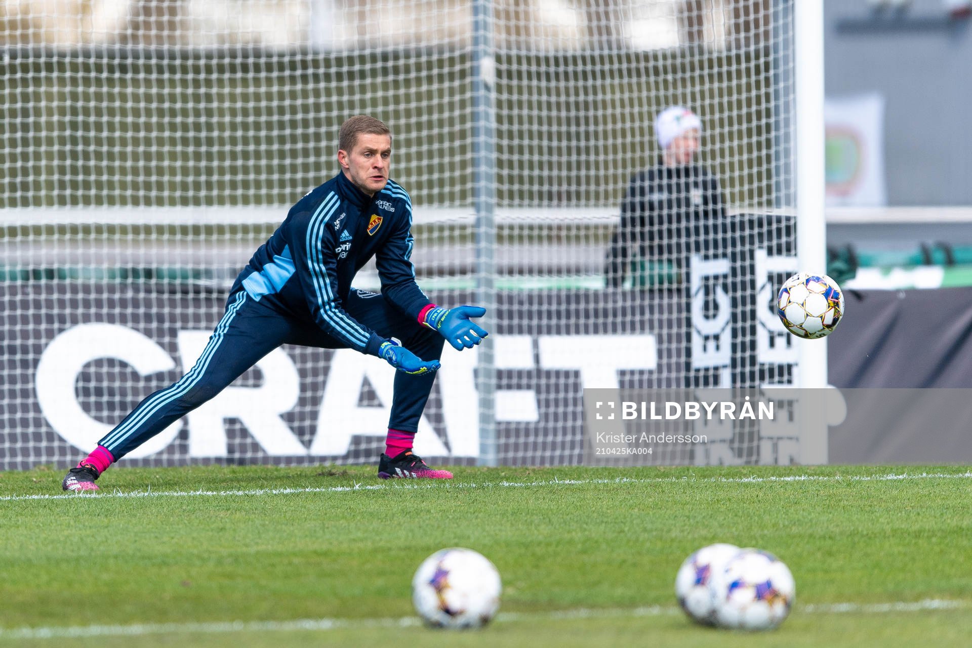 Djurgårdens målvakt Aleksandr Vasyutin före