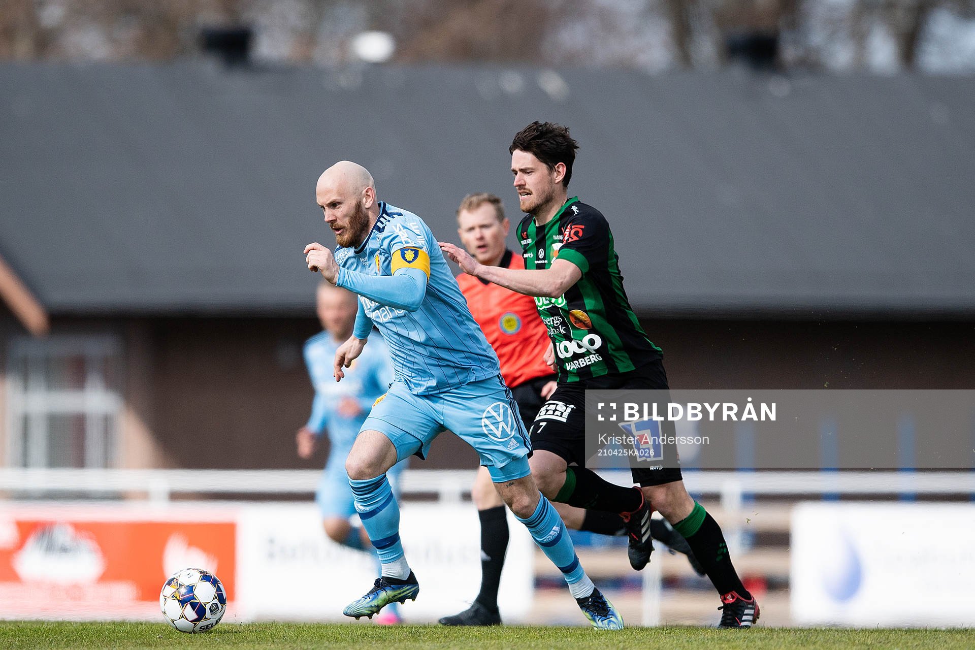 Djurgårdens Magnus Eriksson och Varbergs Robin Tranberg