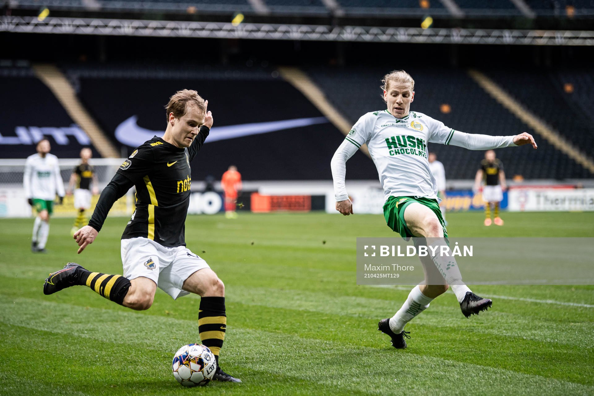 s Saku Ylätupa och Hammarbys Gustav Ludwigson