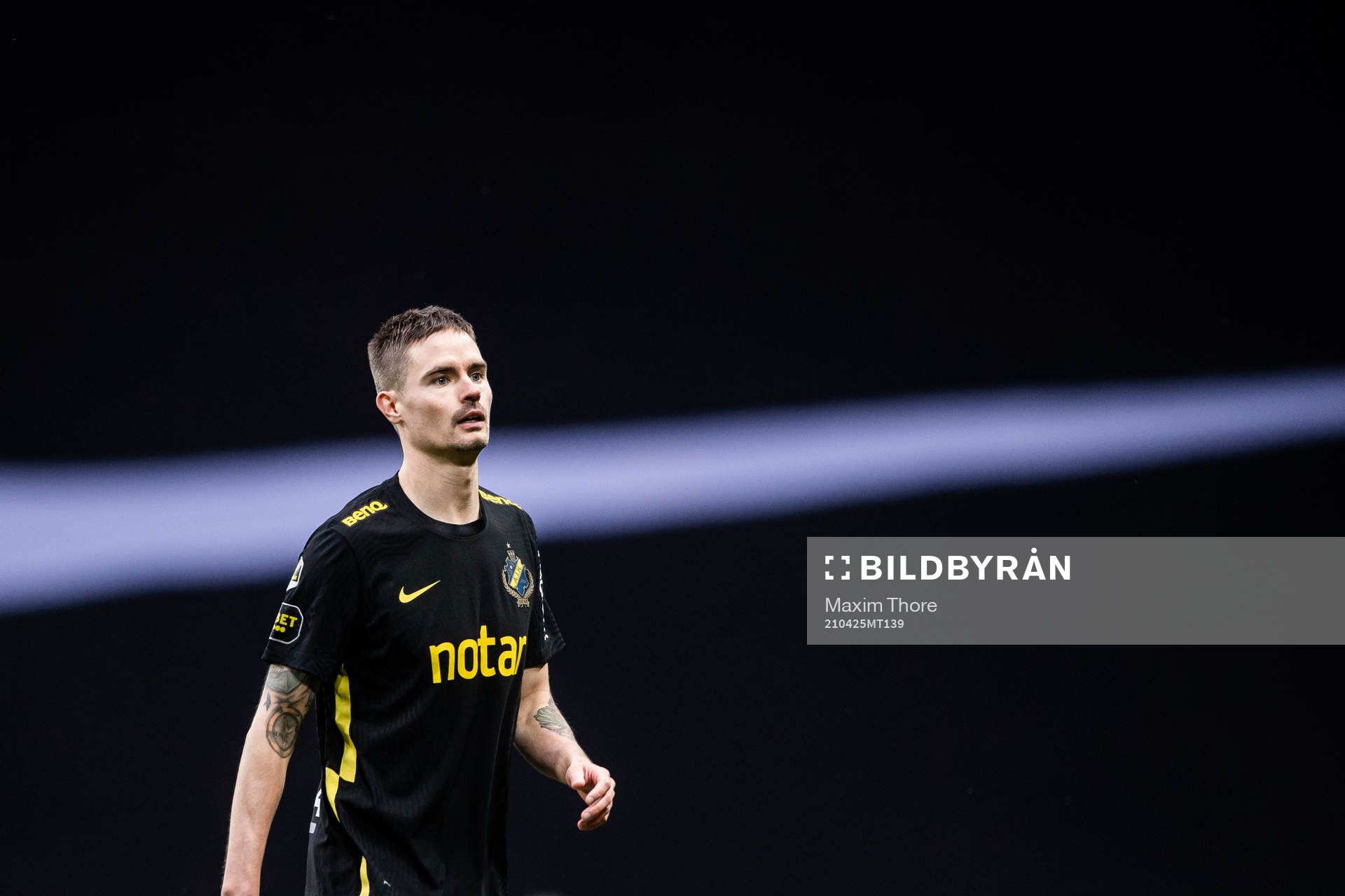 s Mikael Lustig