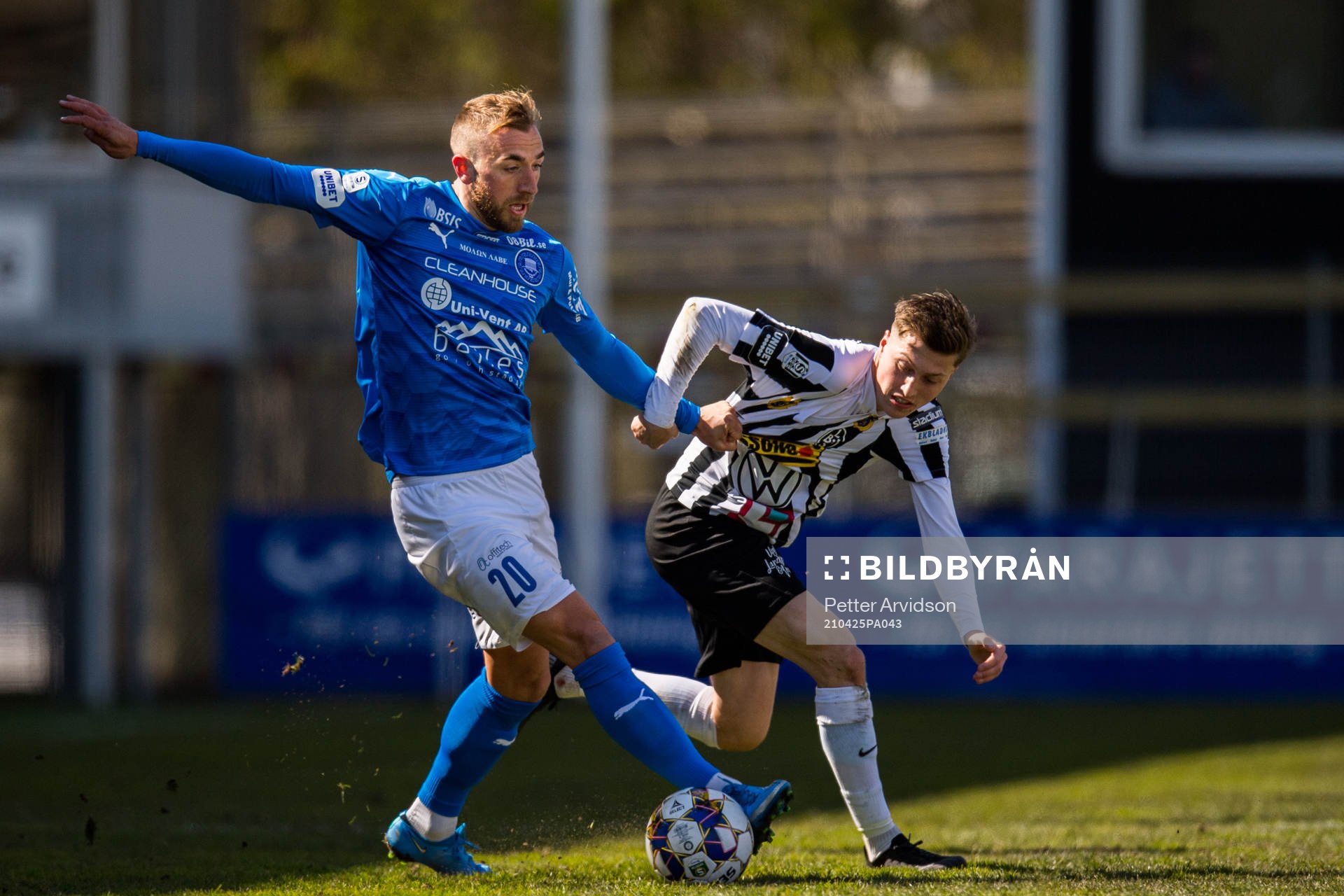 Akropolis Sotirios Nikopoulos och Landskronas Kevin Jensen