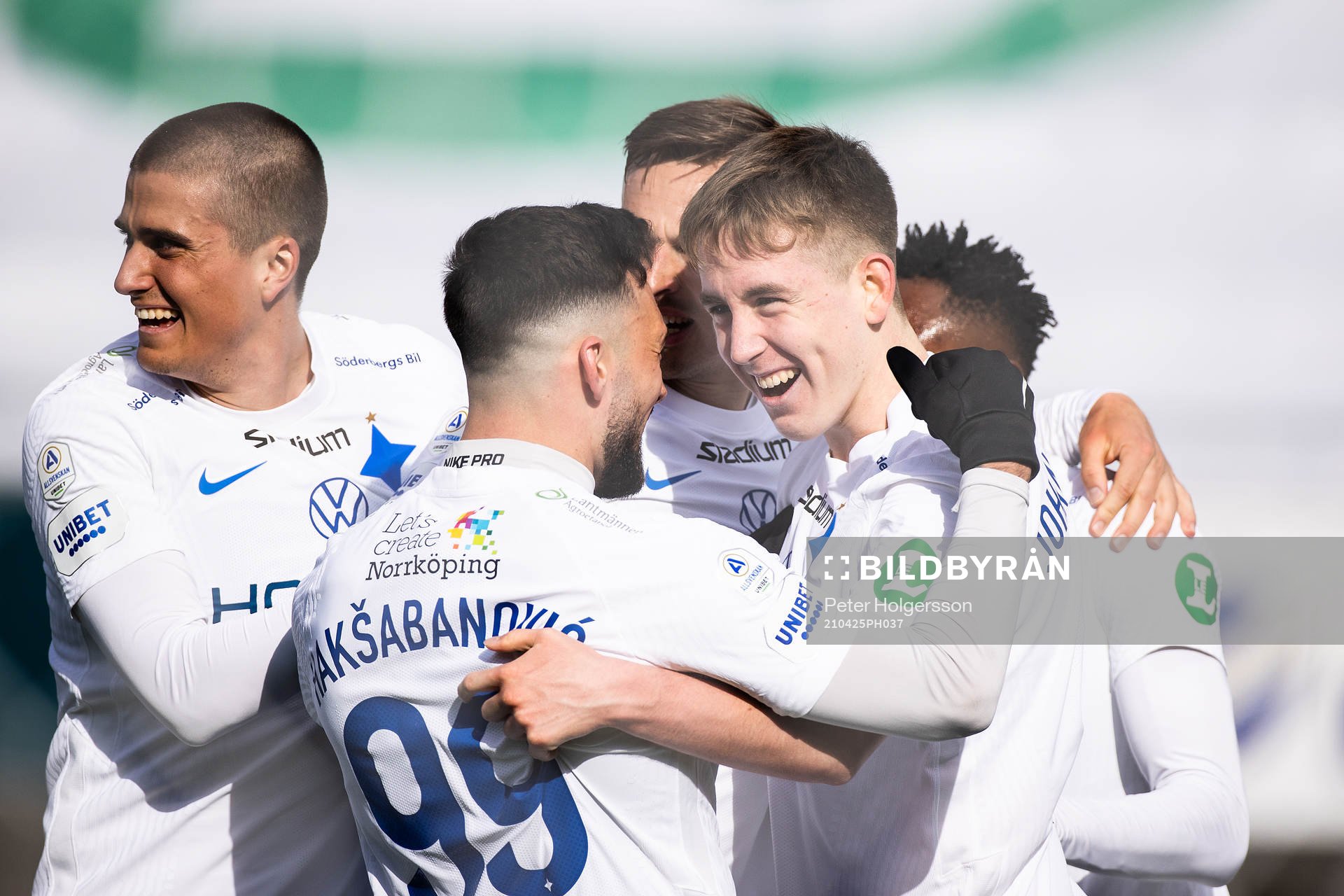 IFK Norrköpings Isak Bergmann Johannesson  jublar
