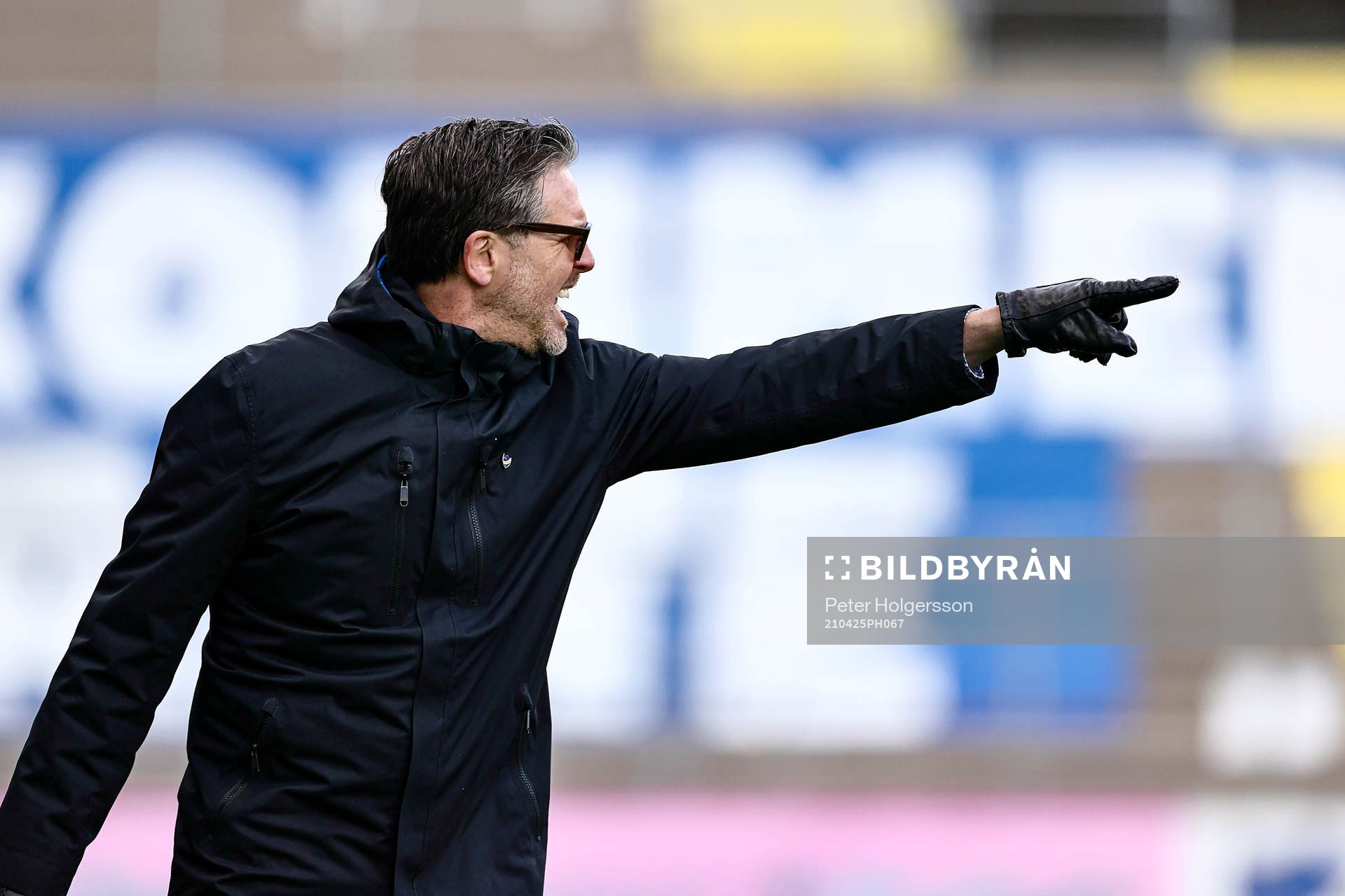IFK Norrköpings tränare Rikard Norling  reagerar
