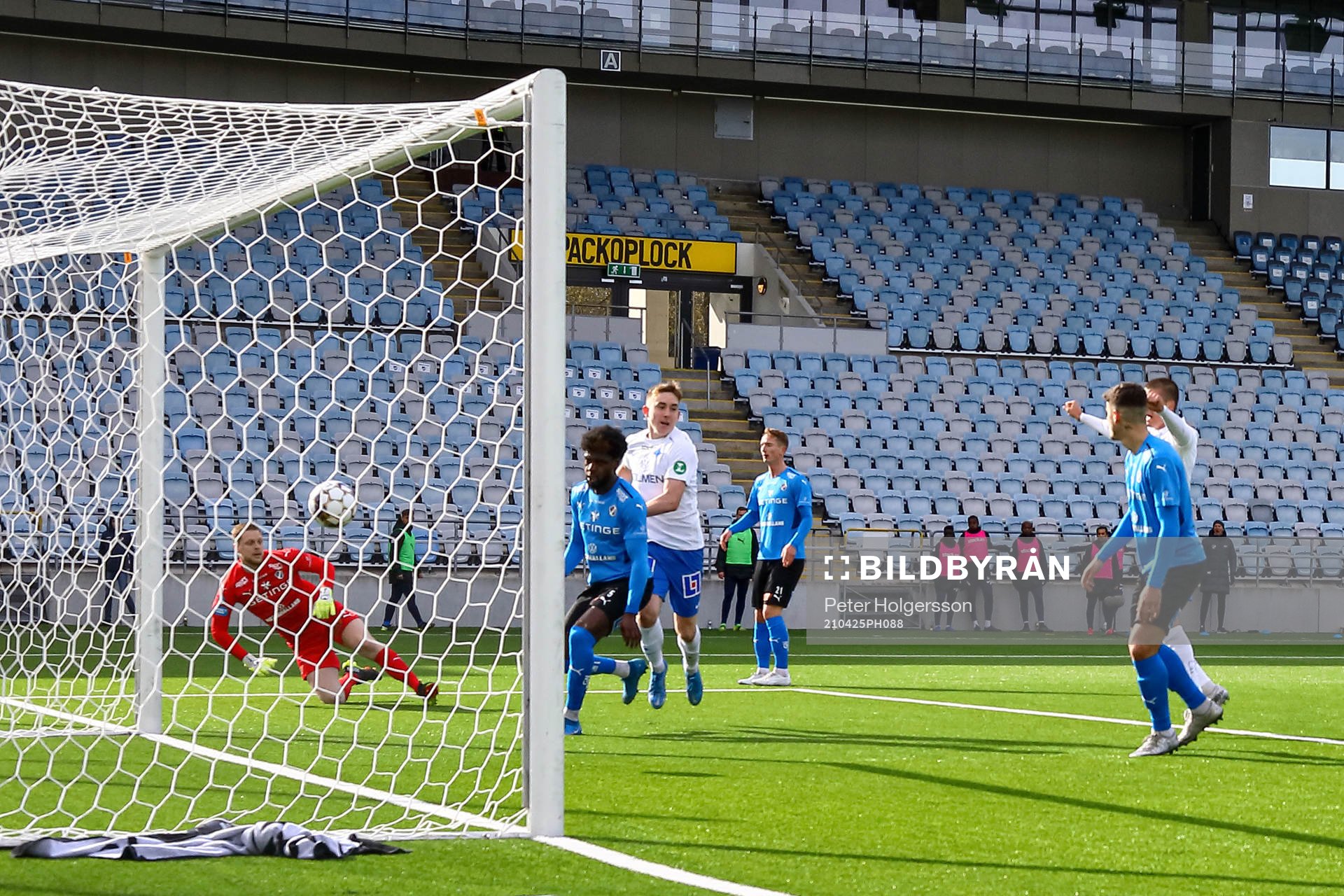 Mål 2-1 av IFK Norrköpings IFK Norrköpings Isak Bergmann