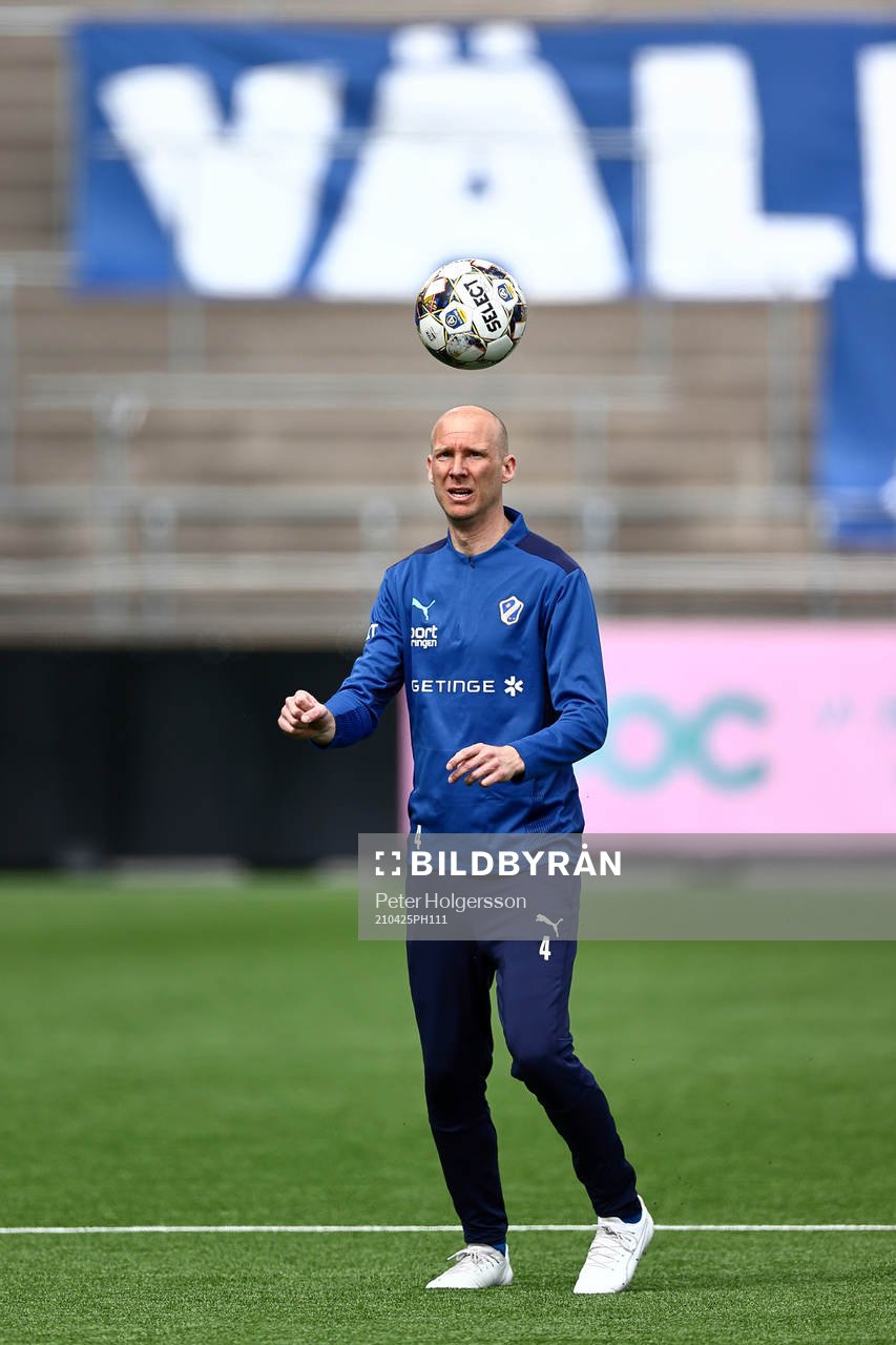 Halmstads Andreas Johansson framför gamla supporters