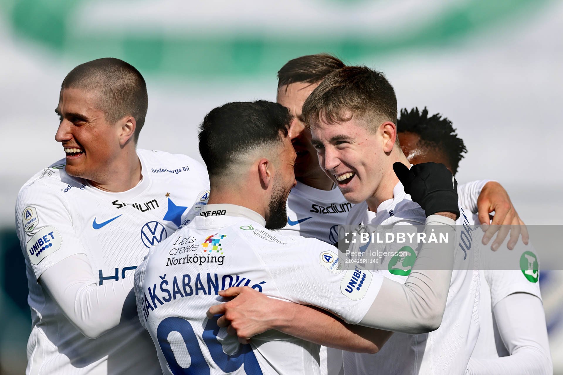 IFK Norrköpings spelare jublar