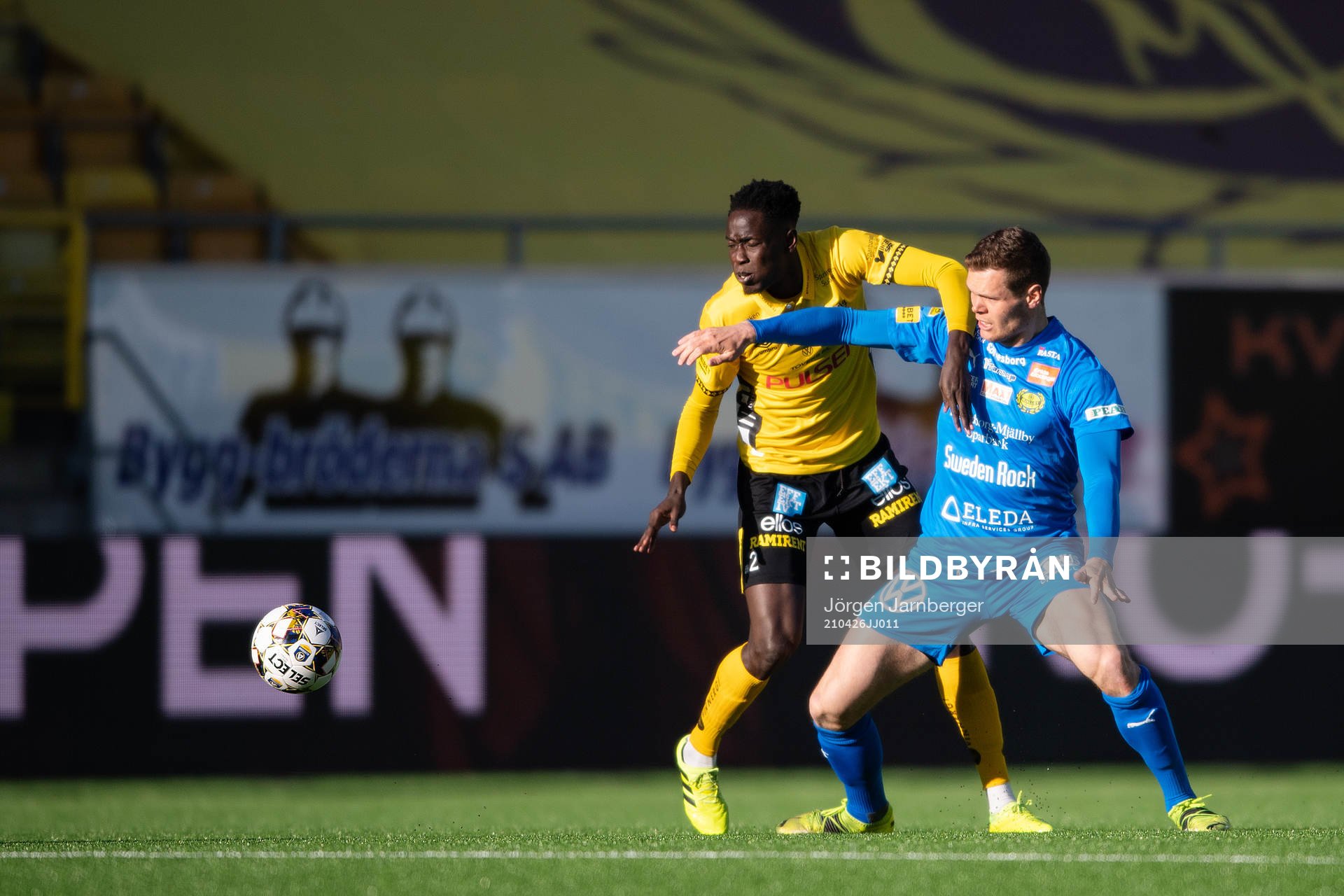 Mjällbys Jacob Bergström och Elfsborgs Joseph Stanley